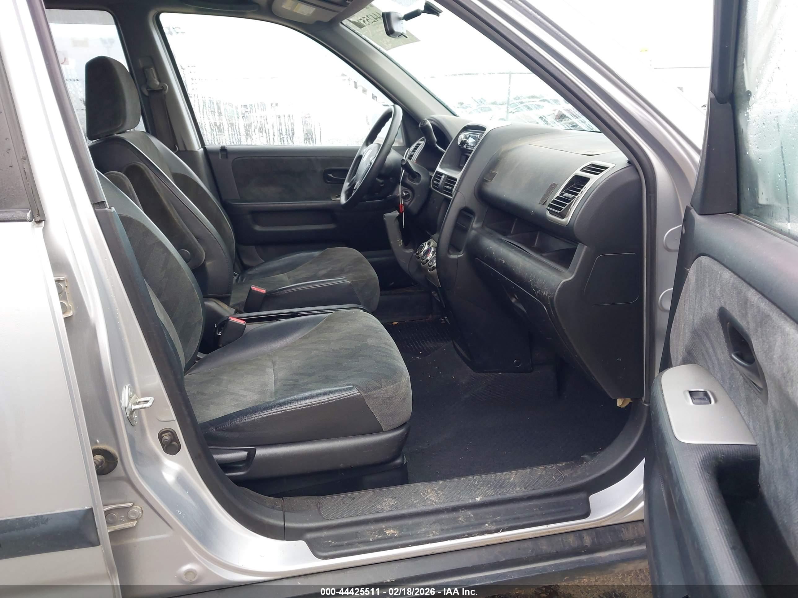 HONDA CR-V image 5