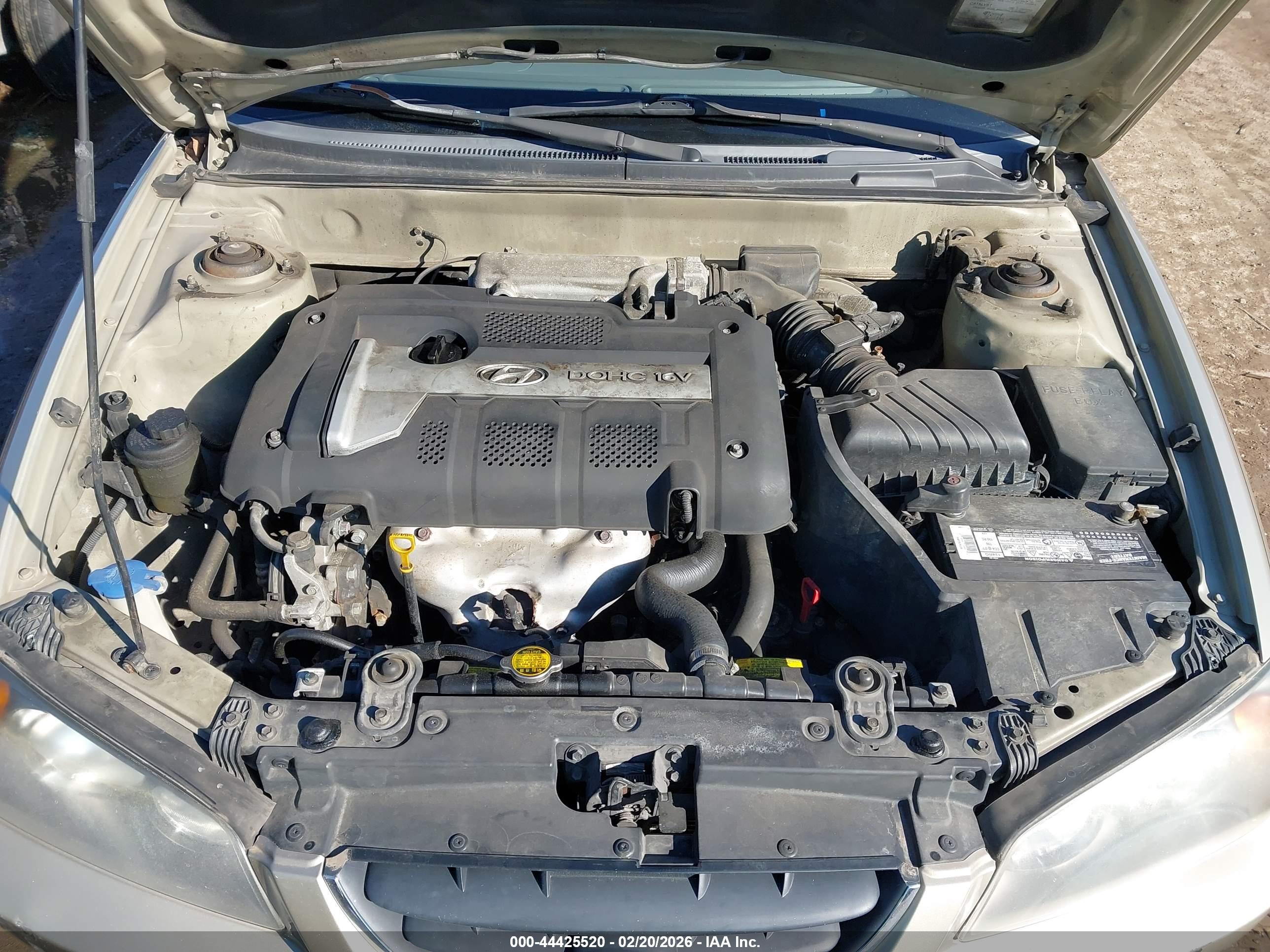 HYUNDAI ELANTRA image 10