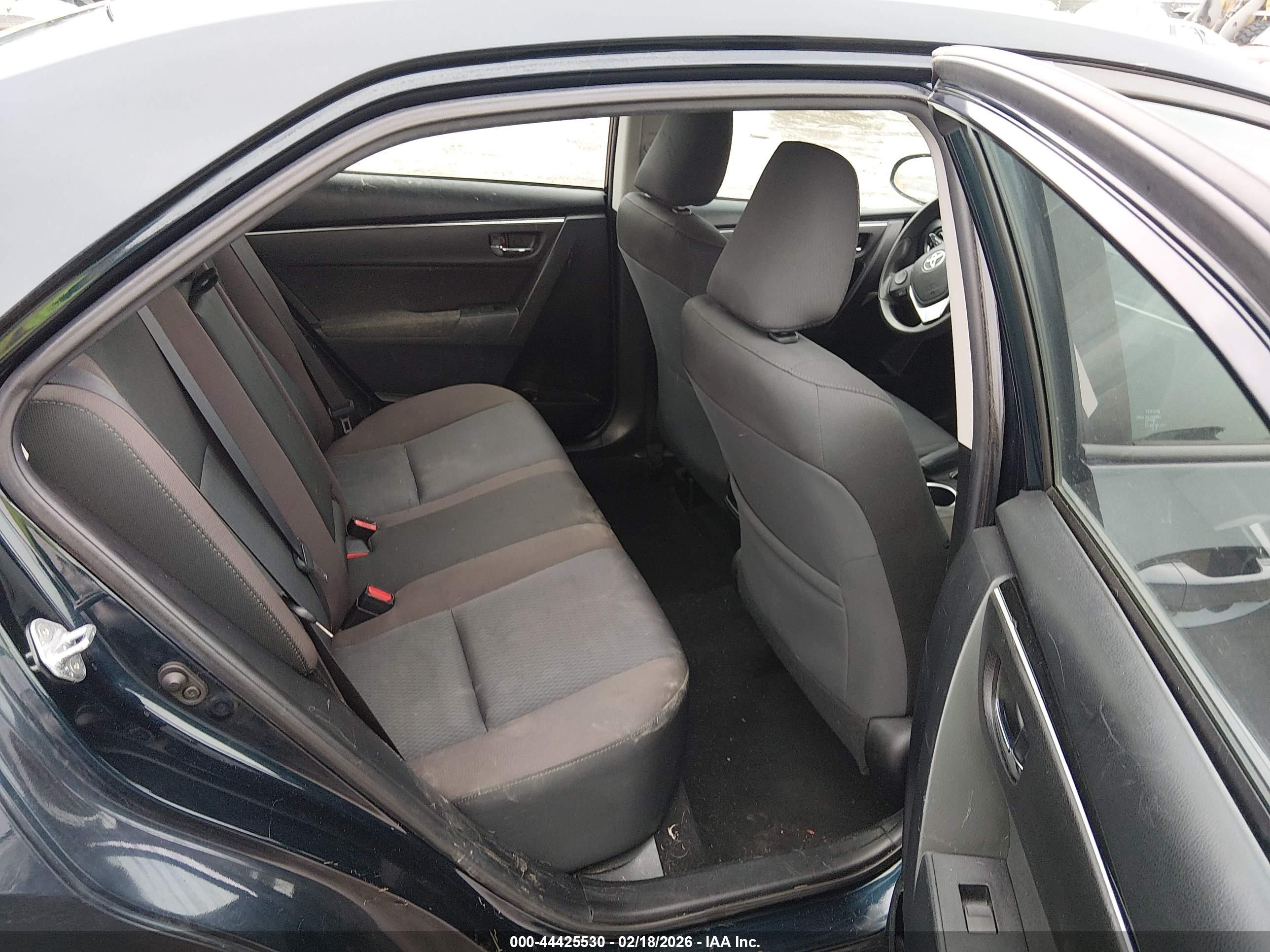 TOYOTA COROLLA image 8