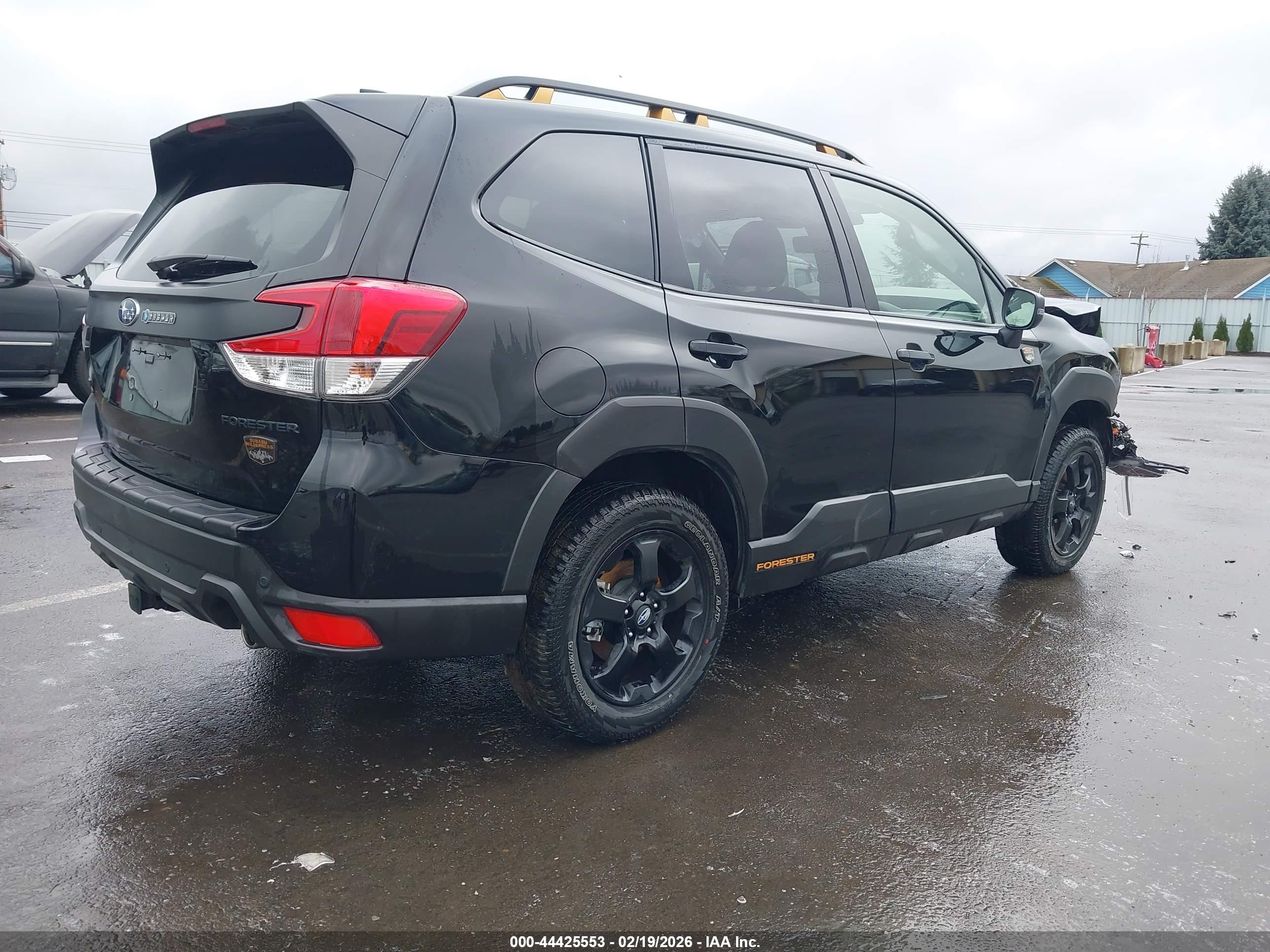 SUBARU FORESTER image 4