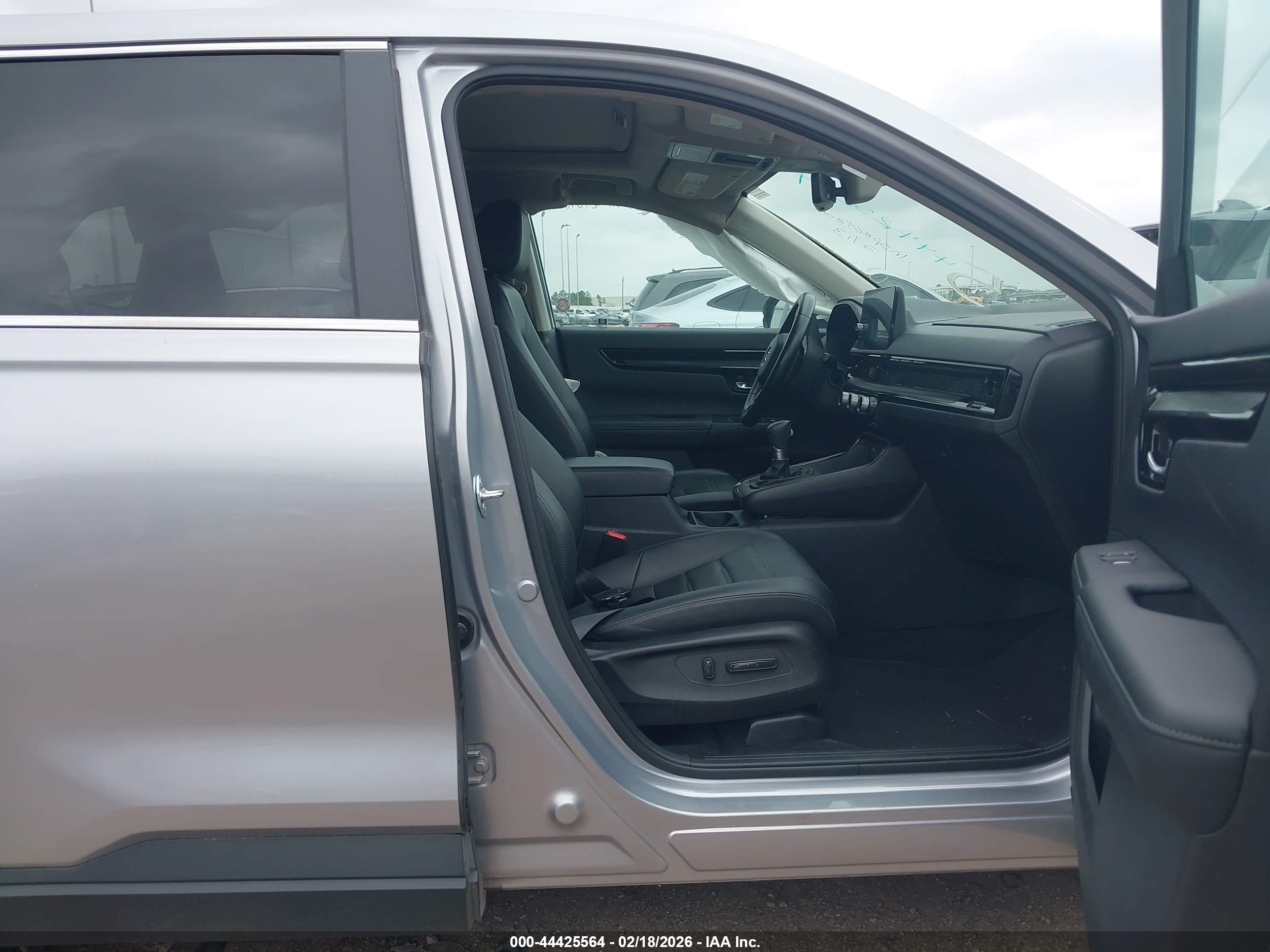 HONDA CR-V image 5
