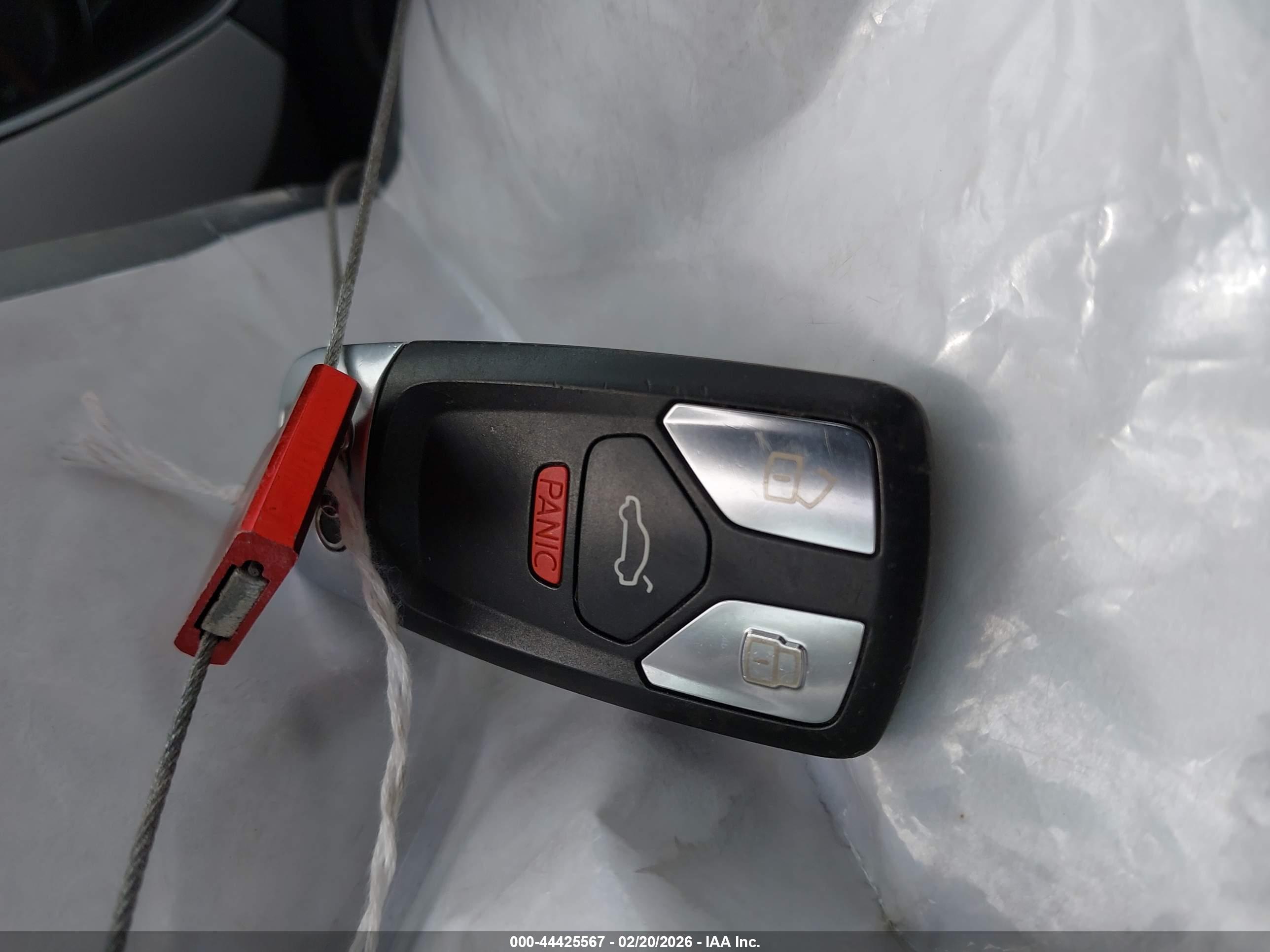 AUDI Q7 image 11