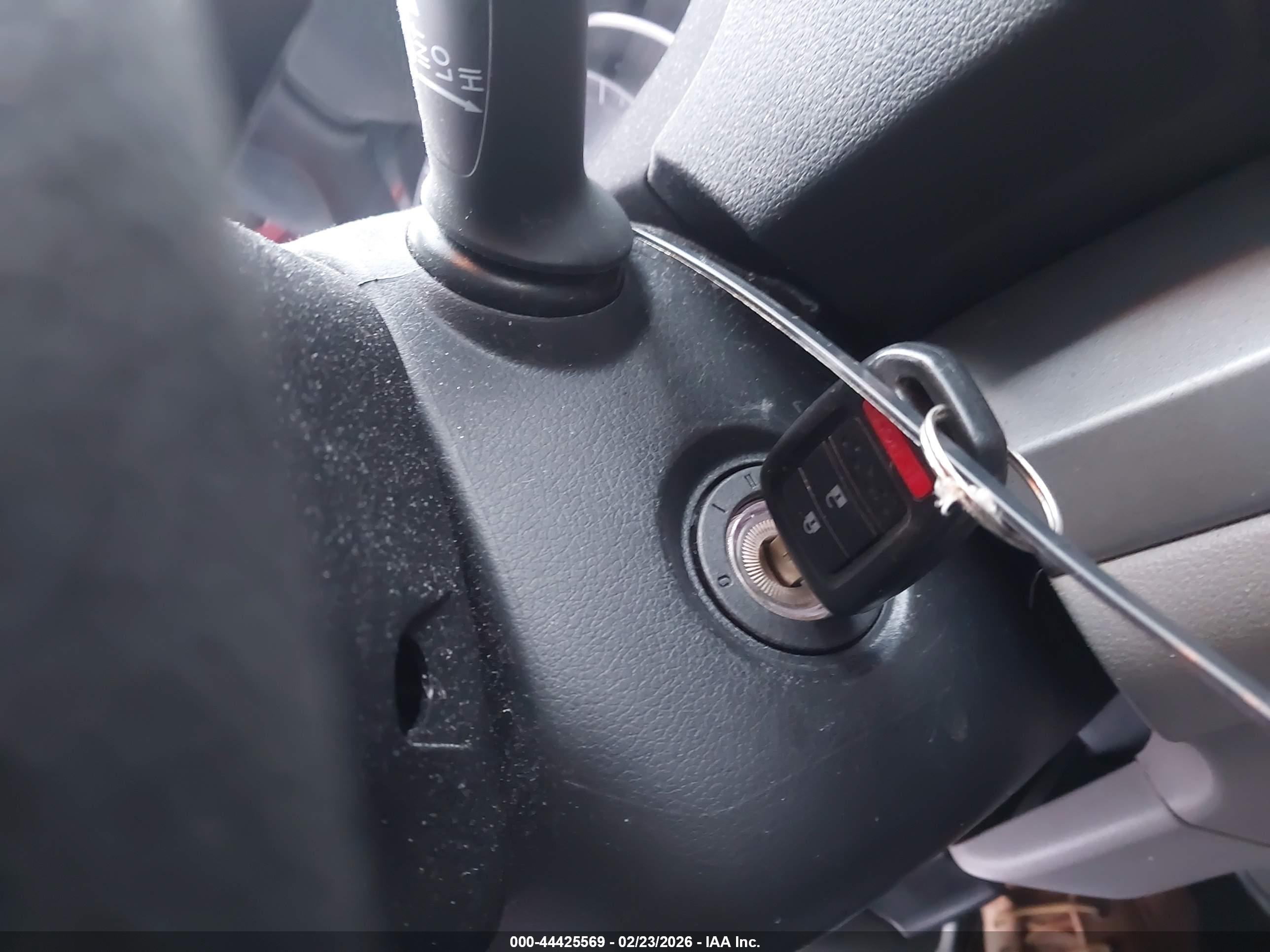 HONDA CR-V image 11