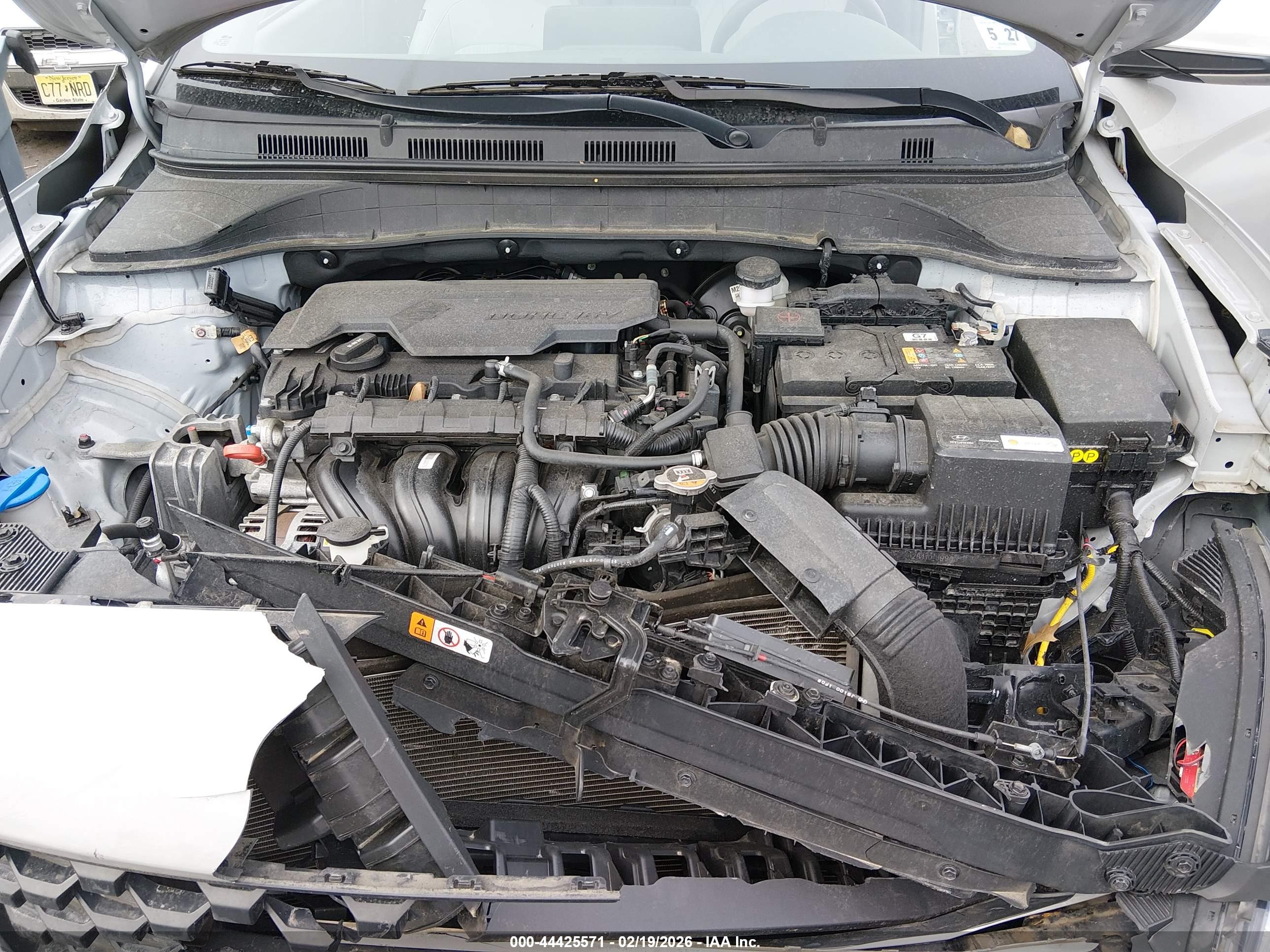 HYUNDAI KONA image 10