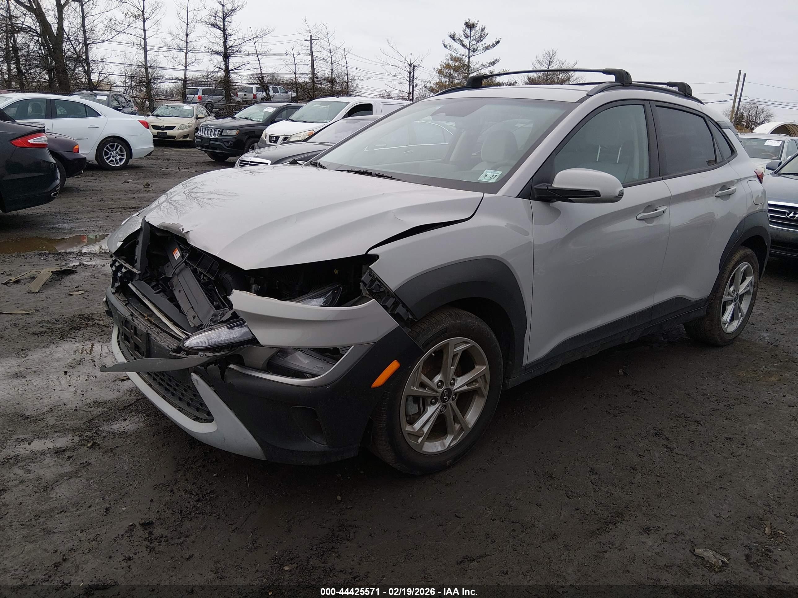 HYUNDAI KONA image 2