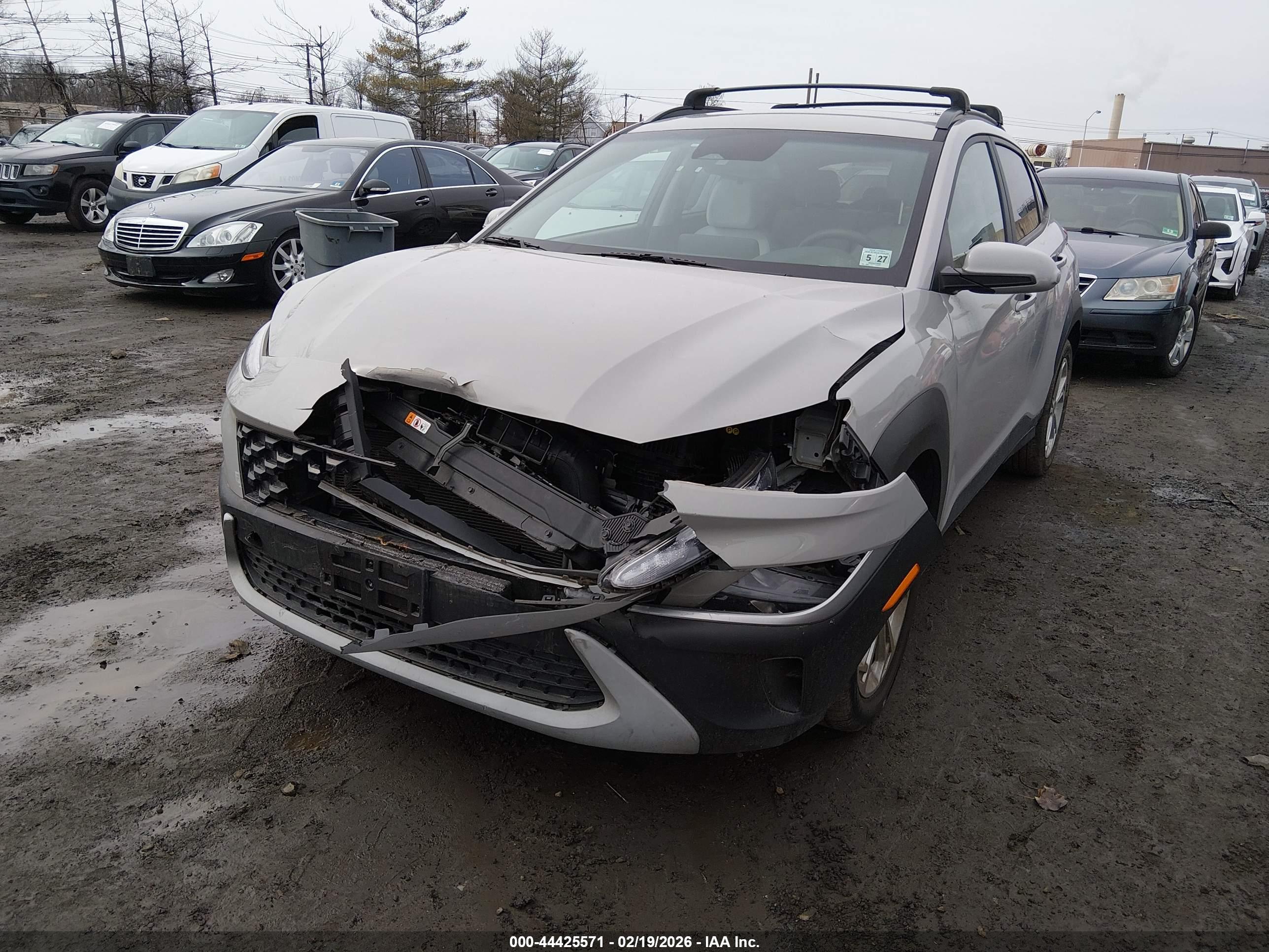 HYUNDAI KONA image 6