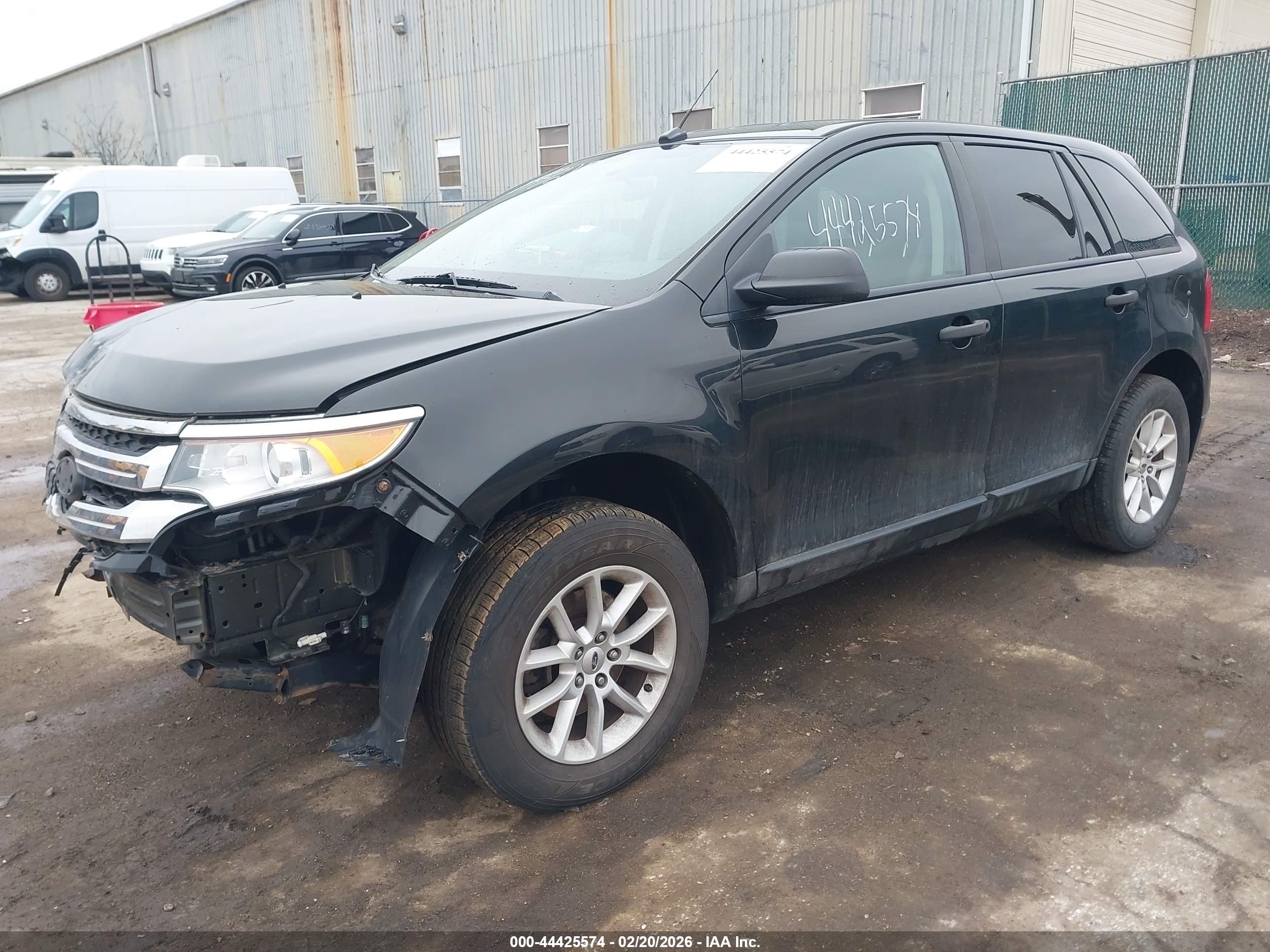 FORD EDGE image 2