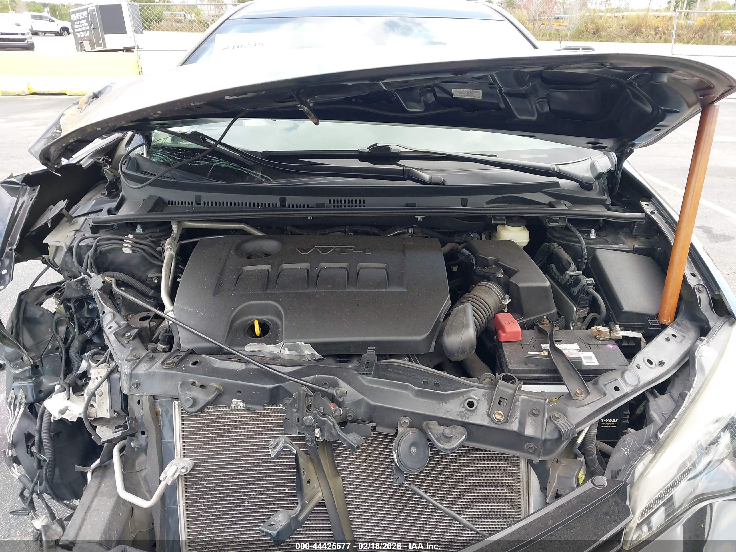 TOYOTA COROLLA image 10
