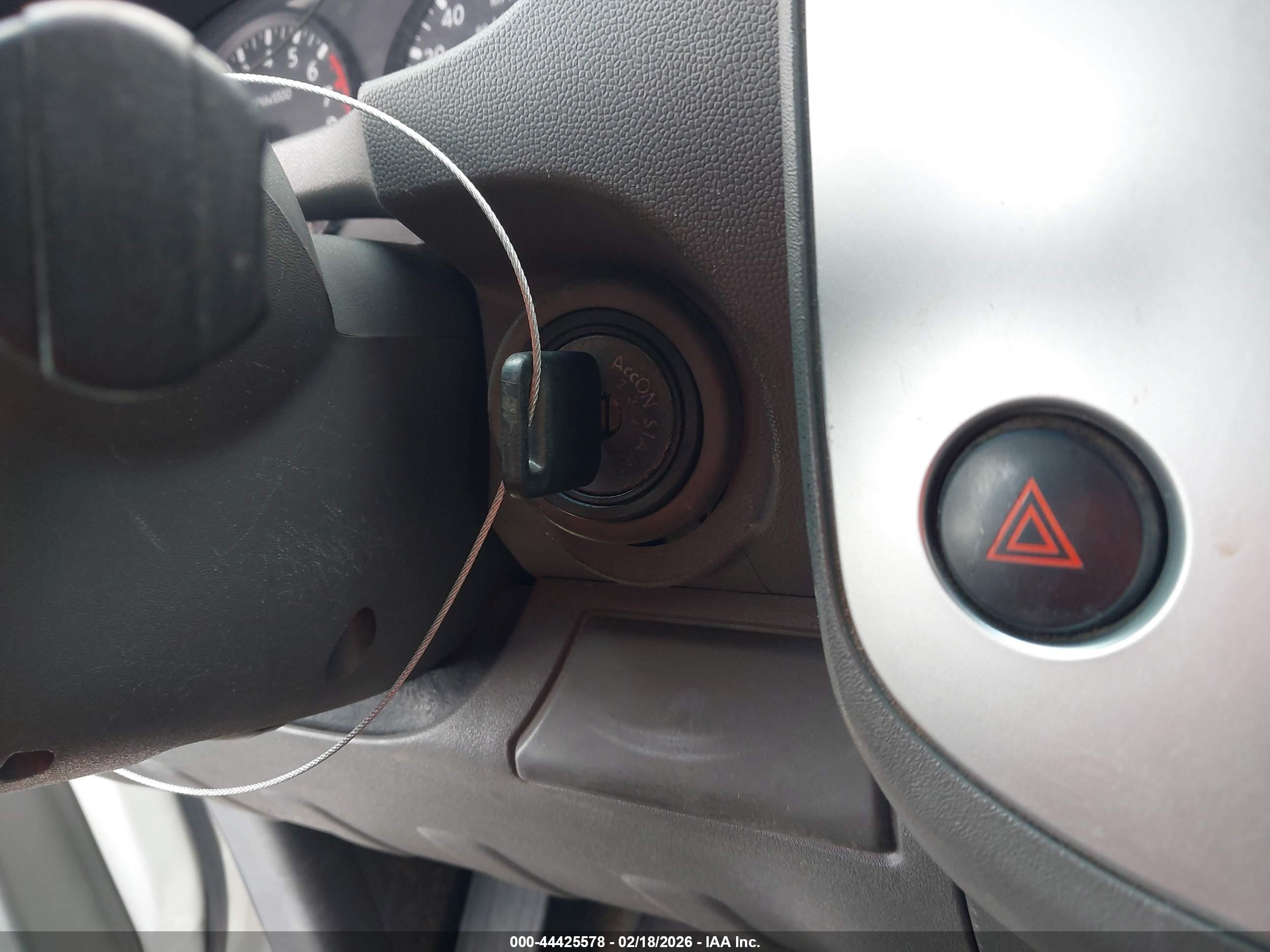 NISSAN FRONTIER image 11