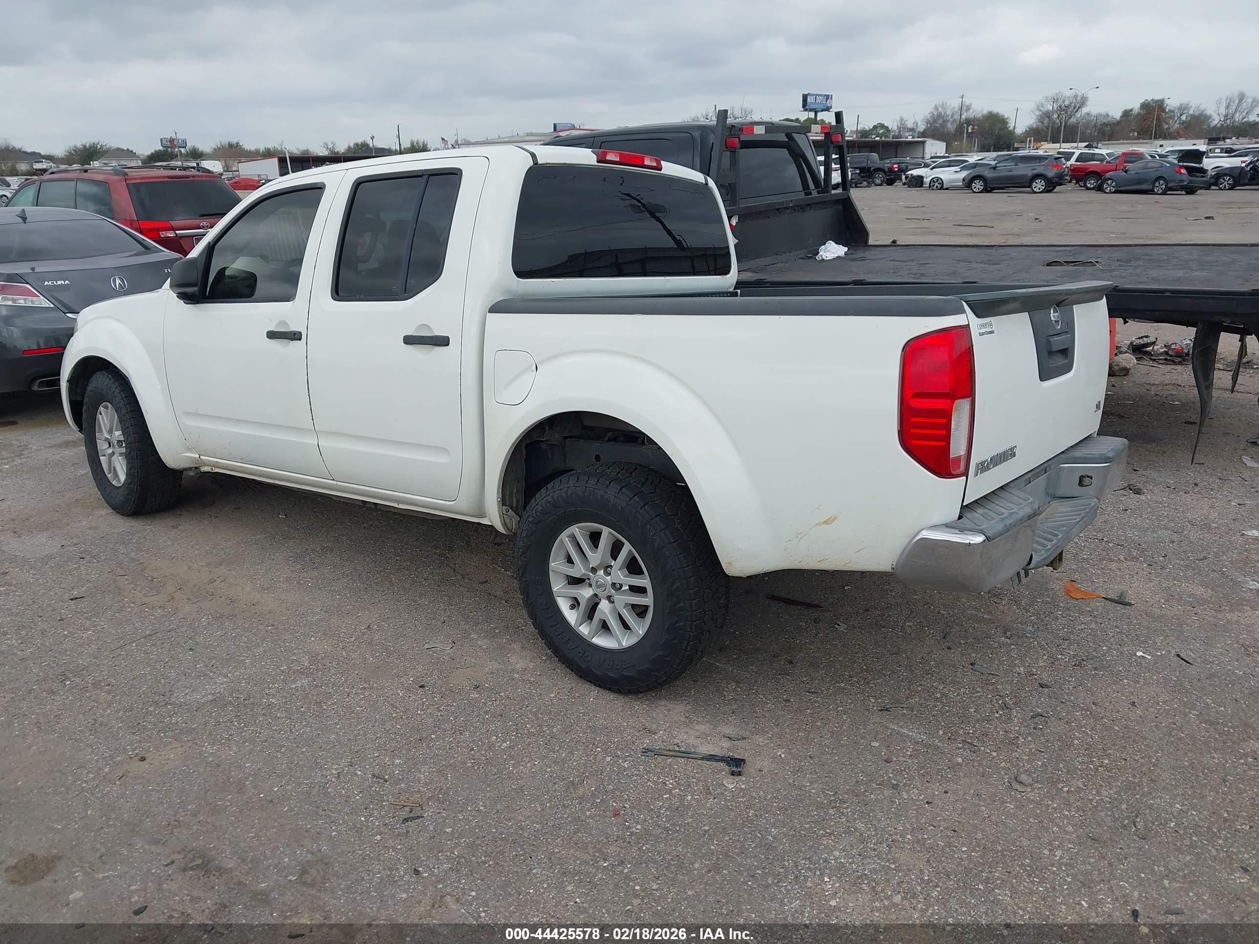 NISSAN FRONTIER image 3
