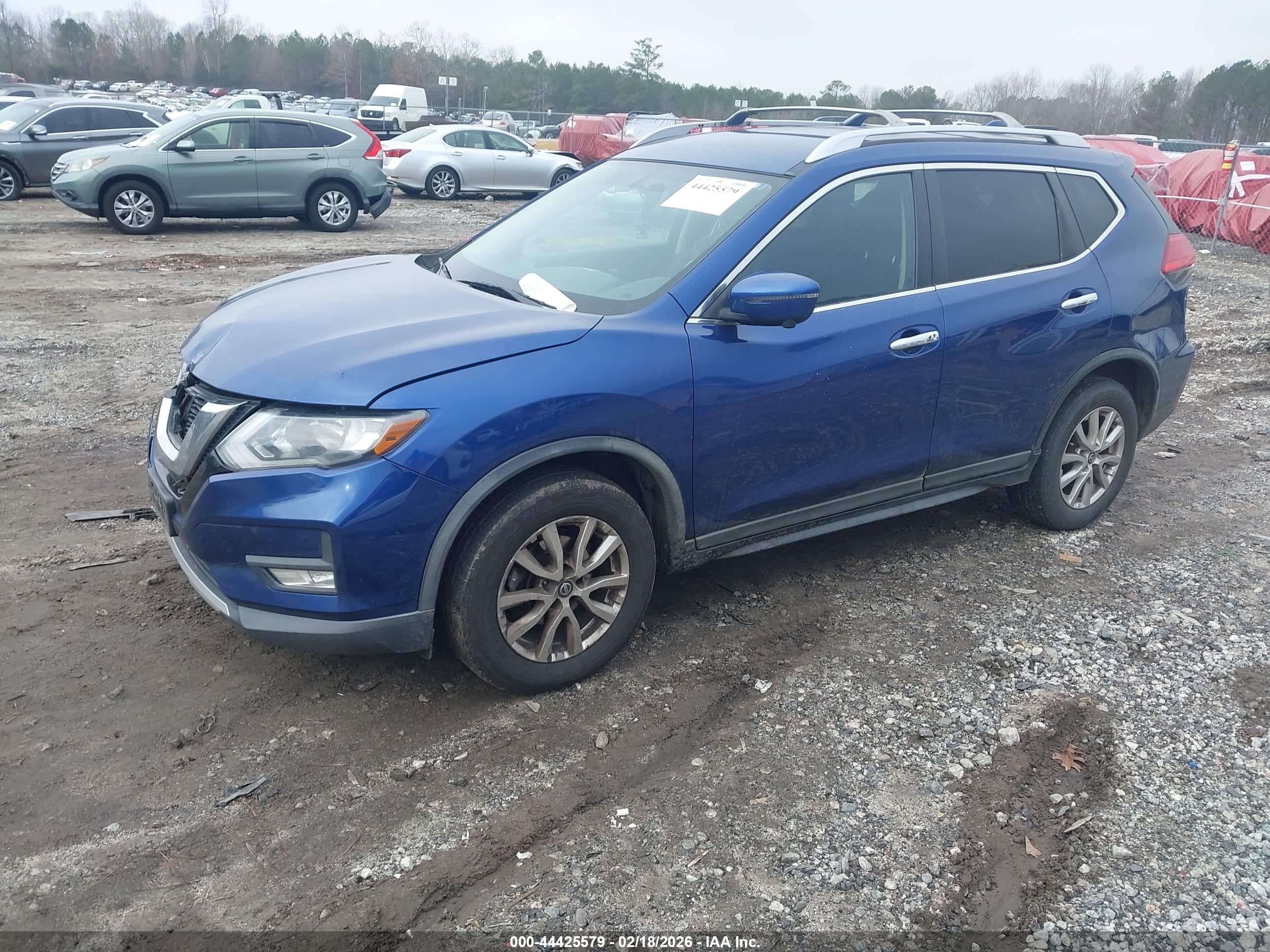 NISSAN ROGUE image 2