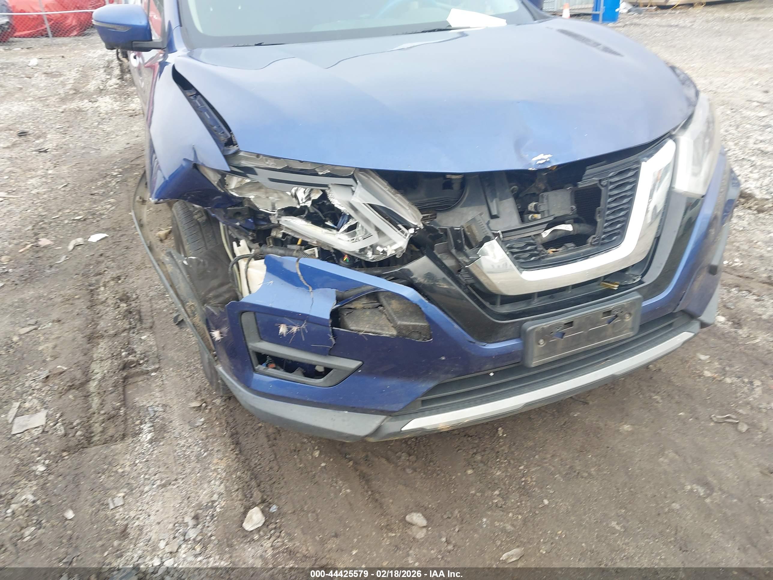 NISSAN ROGUE image 6
