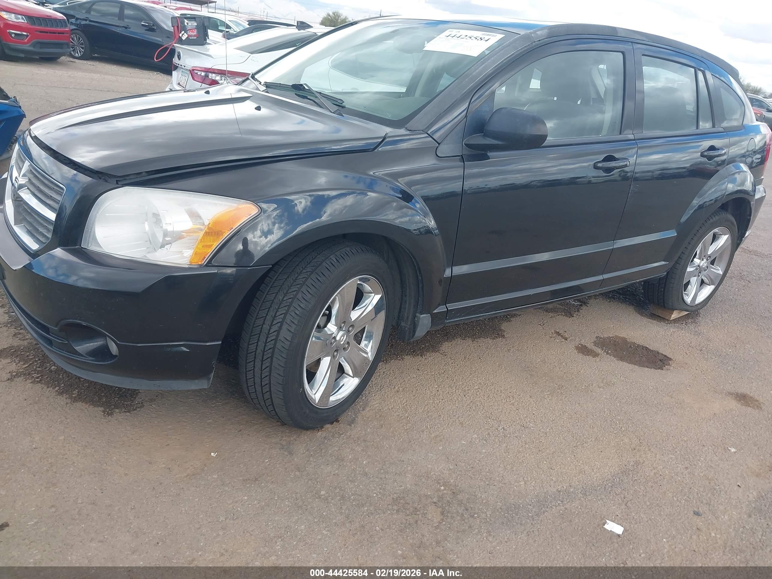 DODGE CALIBER image 2