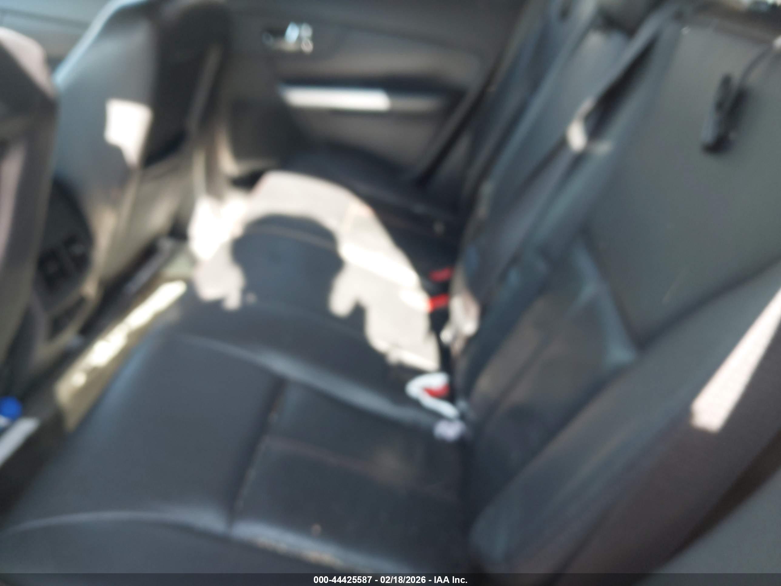 FORD EDGE image 8