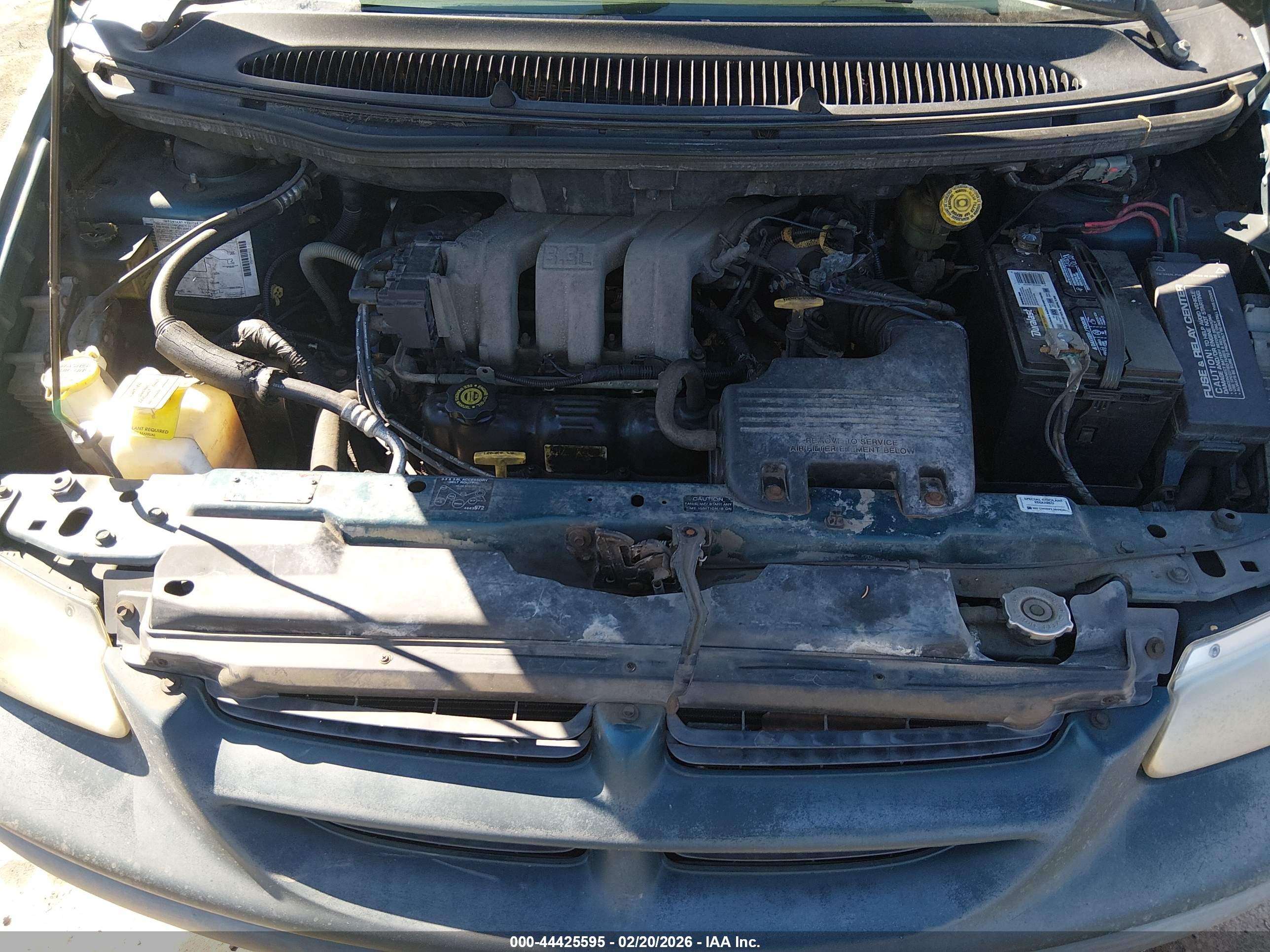 DODGE CARAVAN image 10