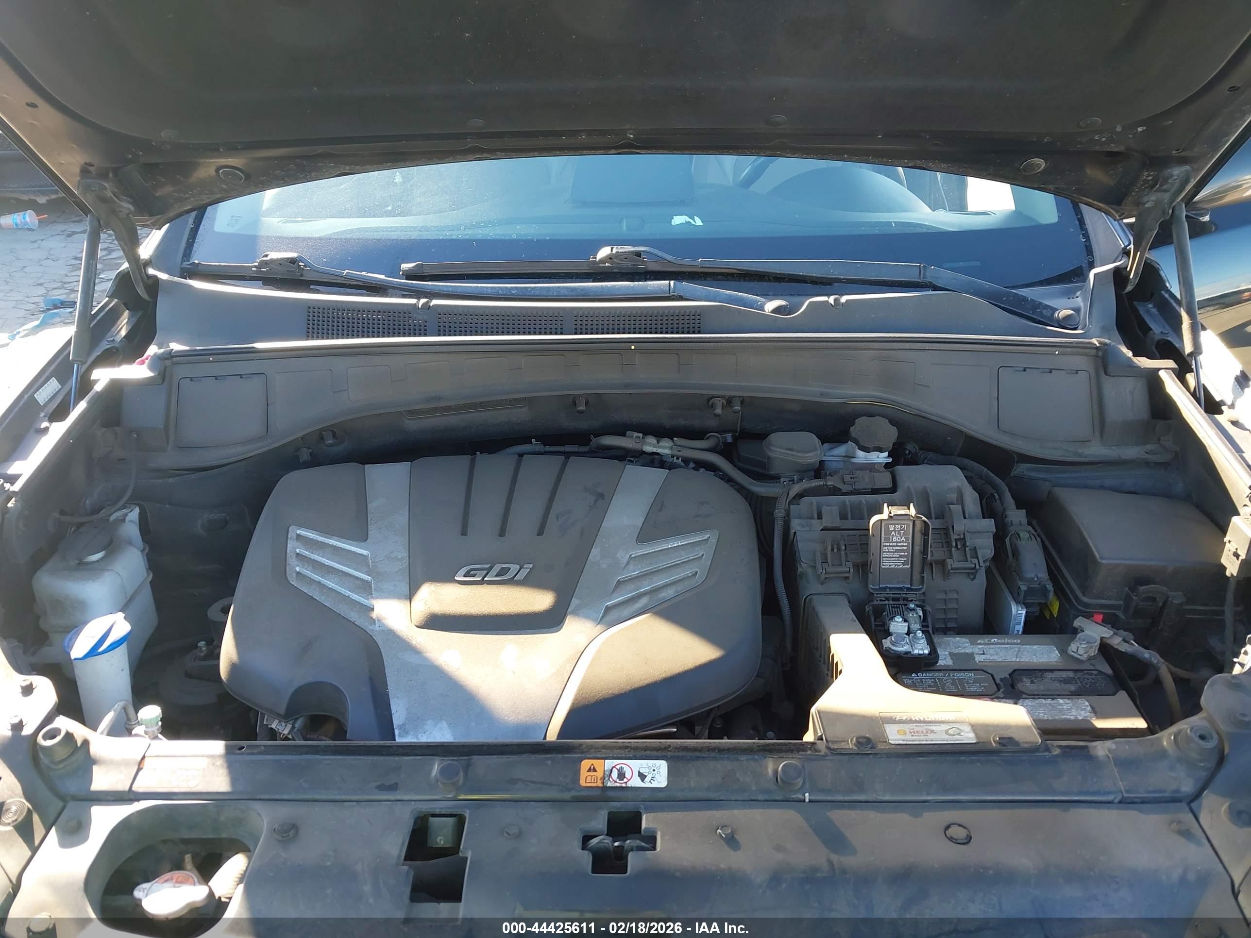 HYUNDAI SANTA image 10
