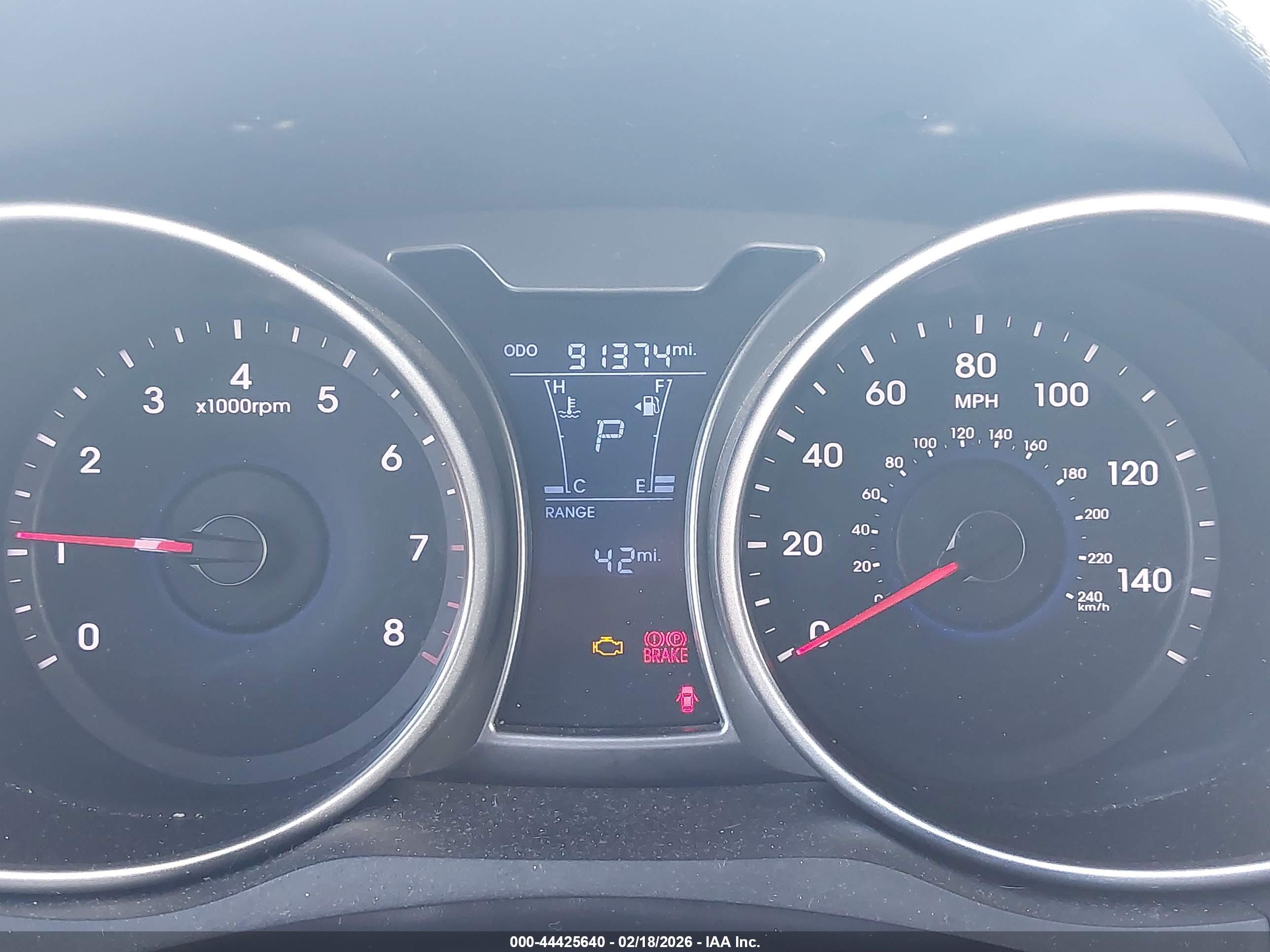 HYUNDAI VELOSTER image 7