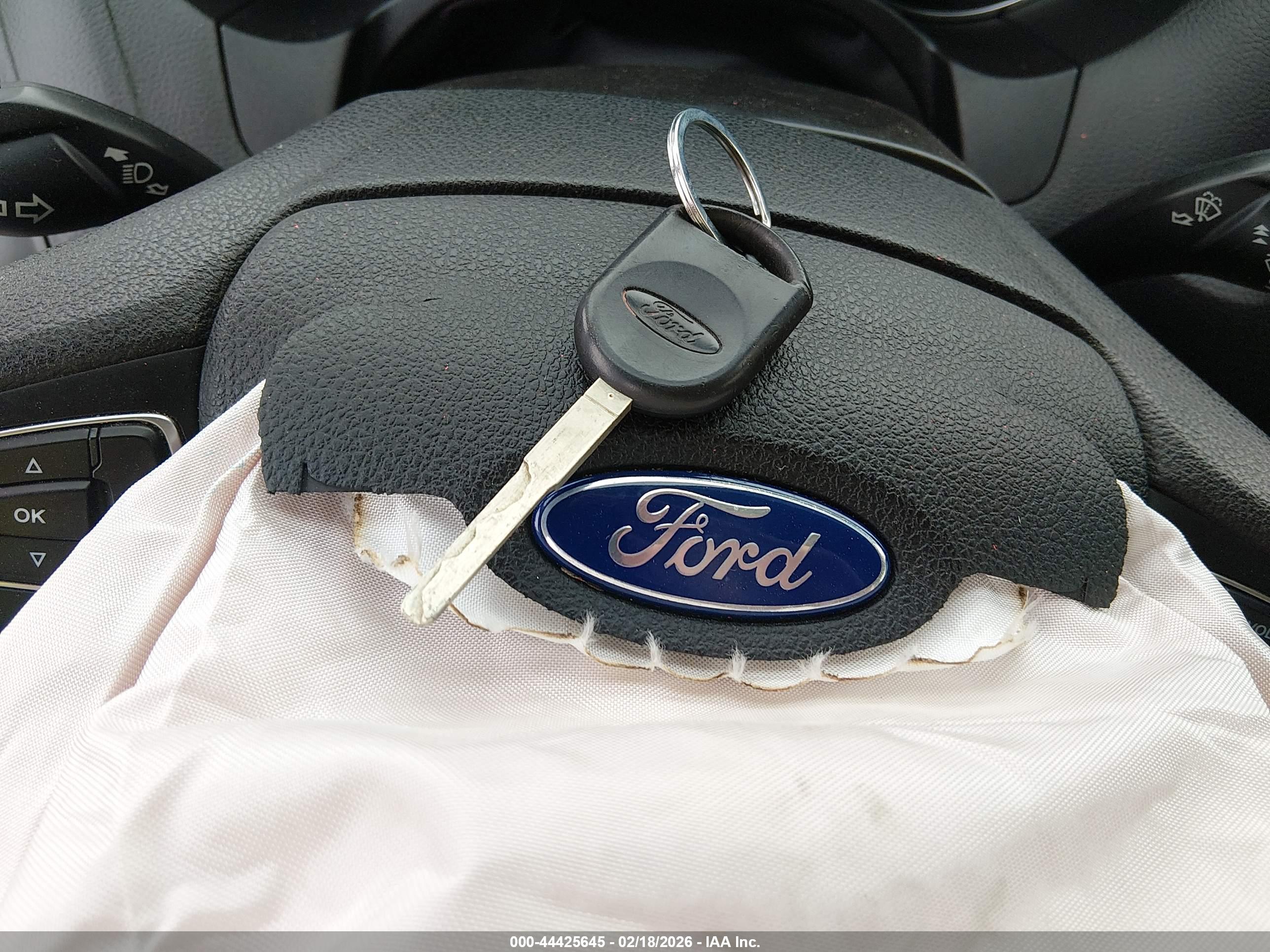 FORD FOCUS image 11