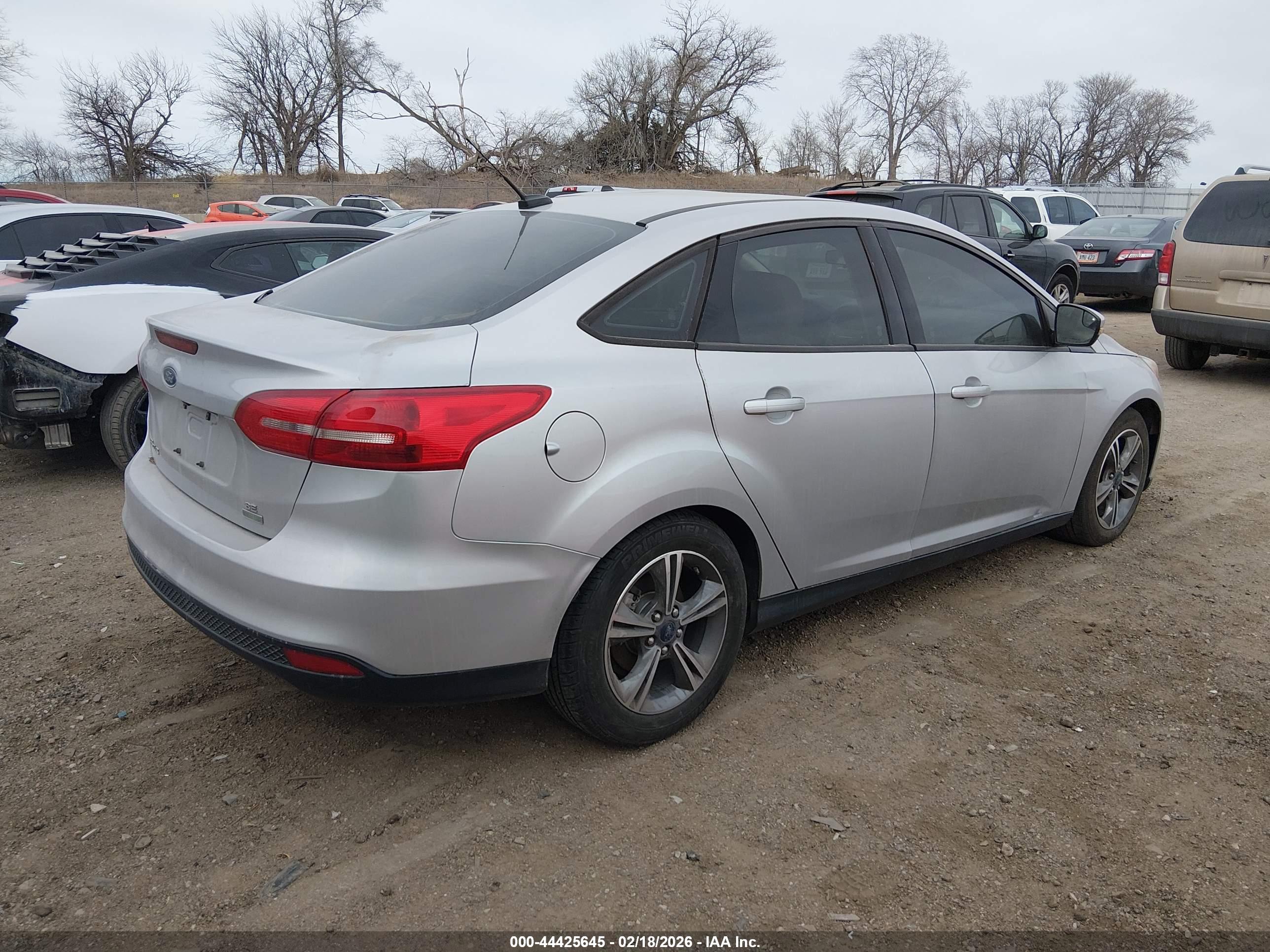 FORD FOCUS image 4