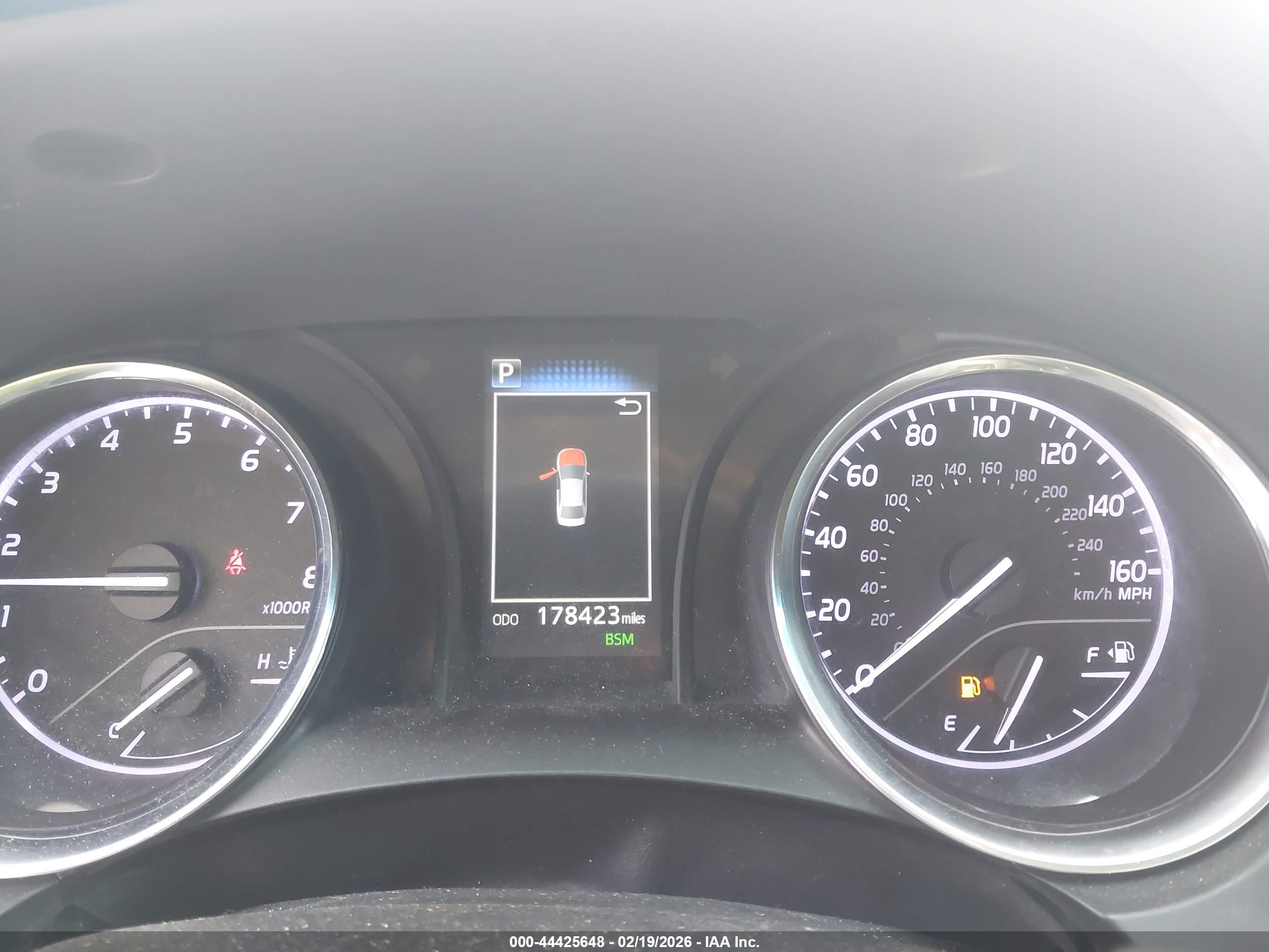 TOYOTA CAMRY image 7