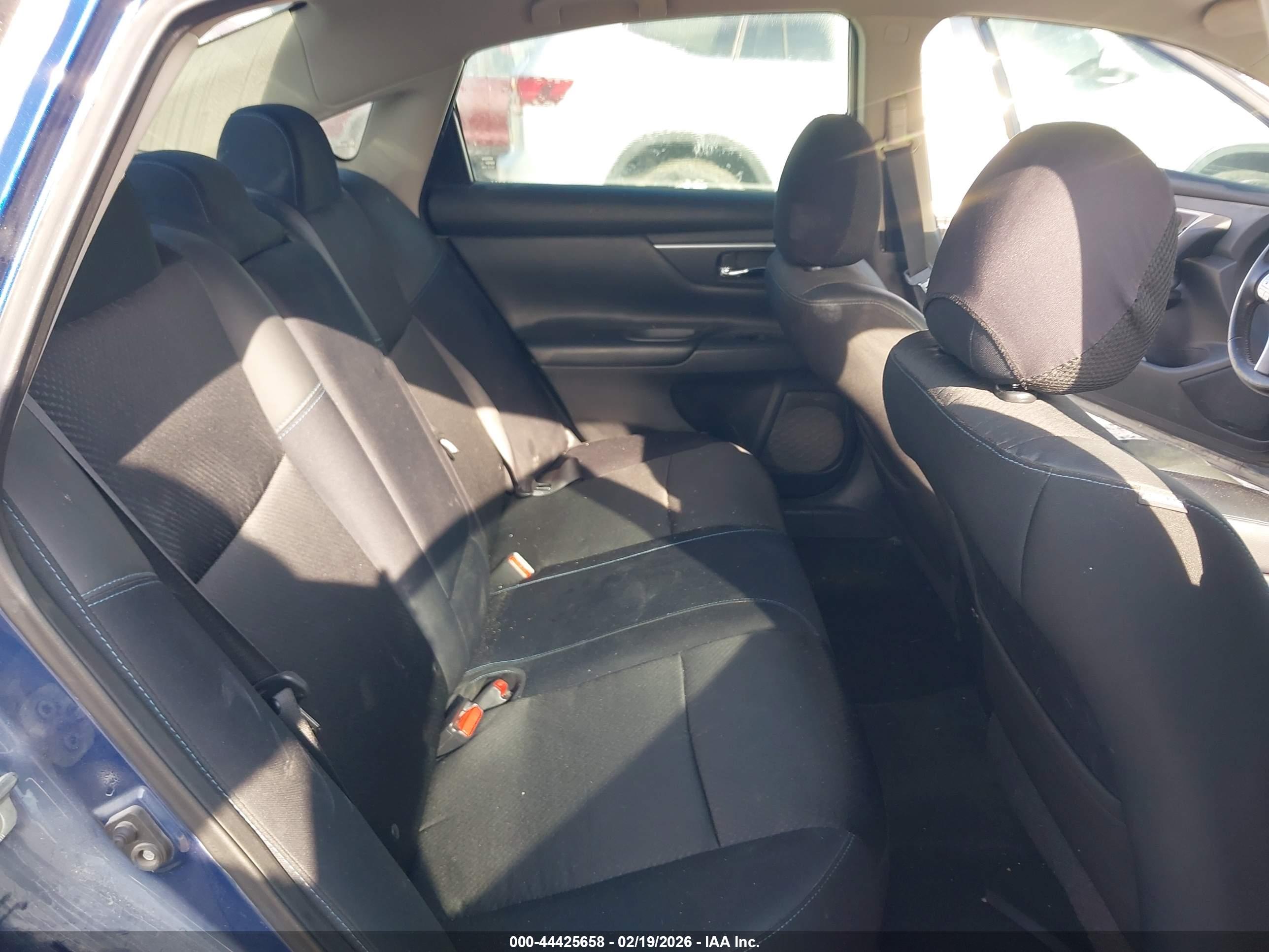 NISSAN ALTIMA image 8