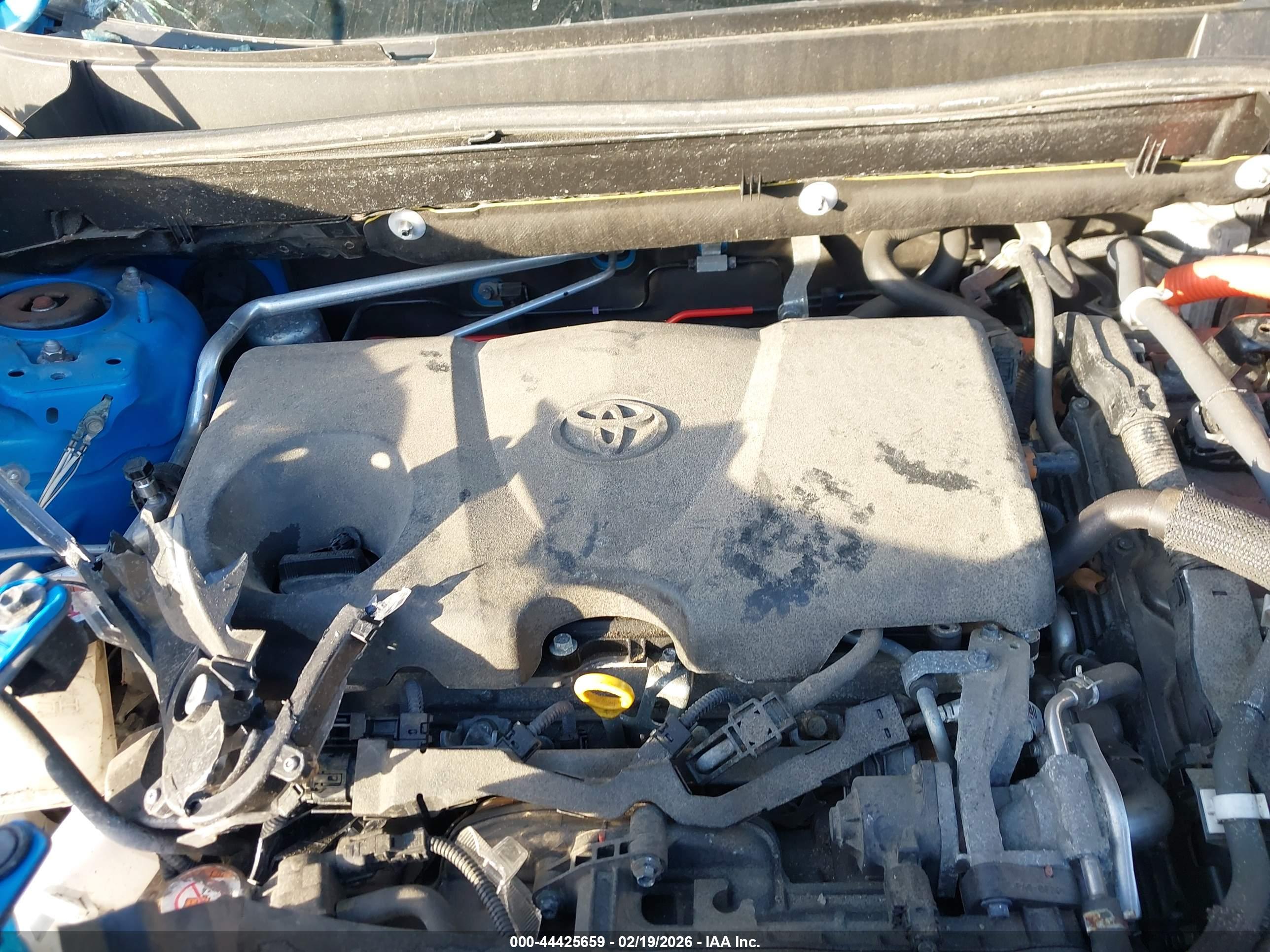 TOYOTA RAV4 image 10