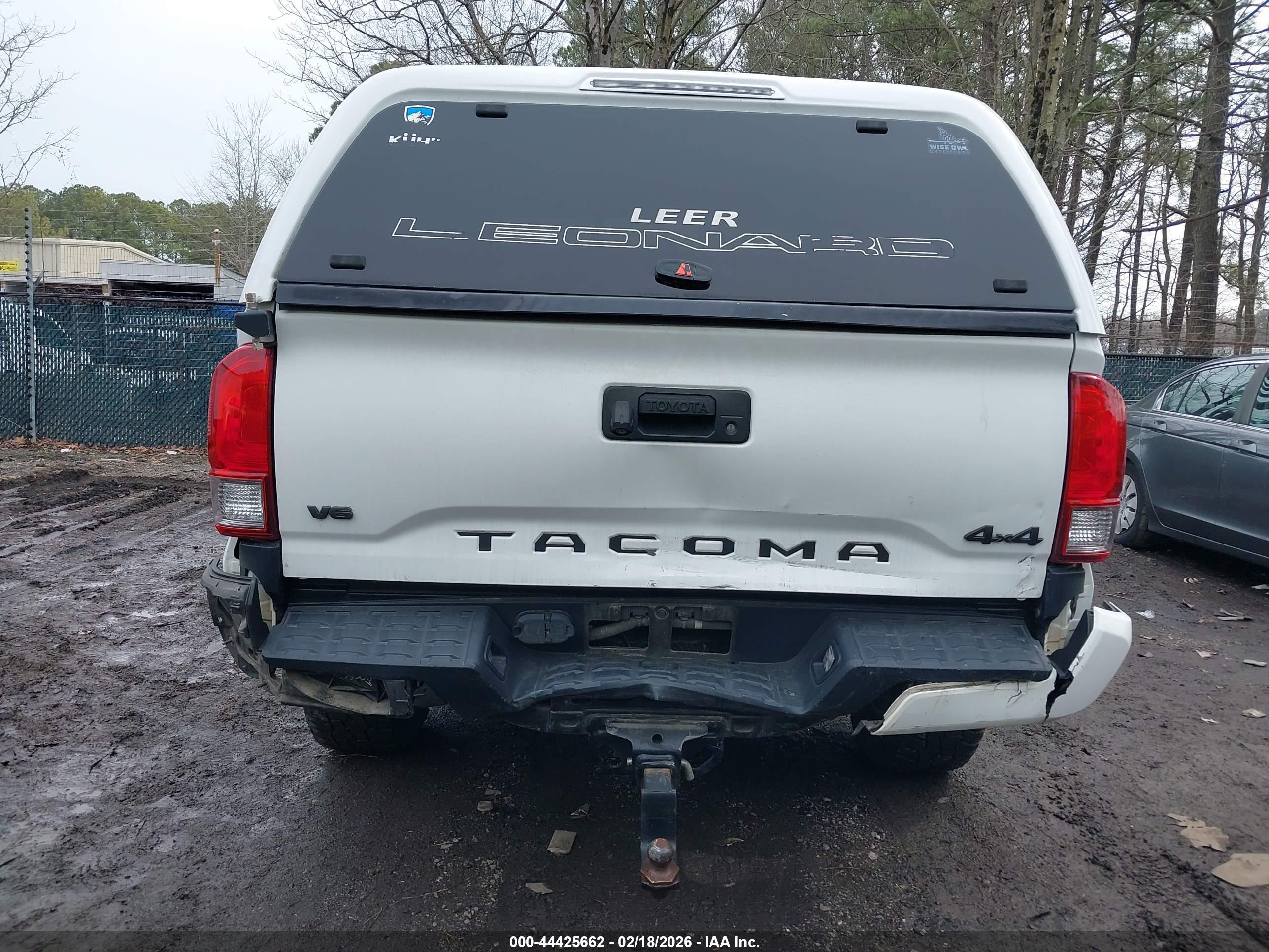 TOYOTA TACOMA image 6