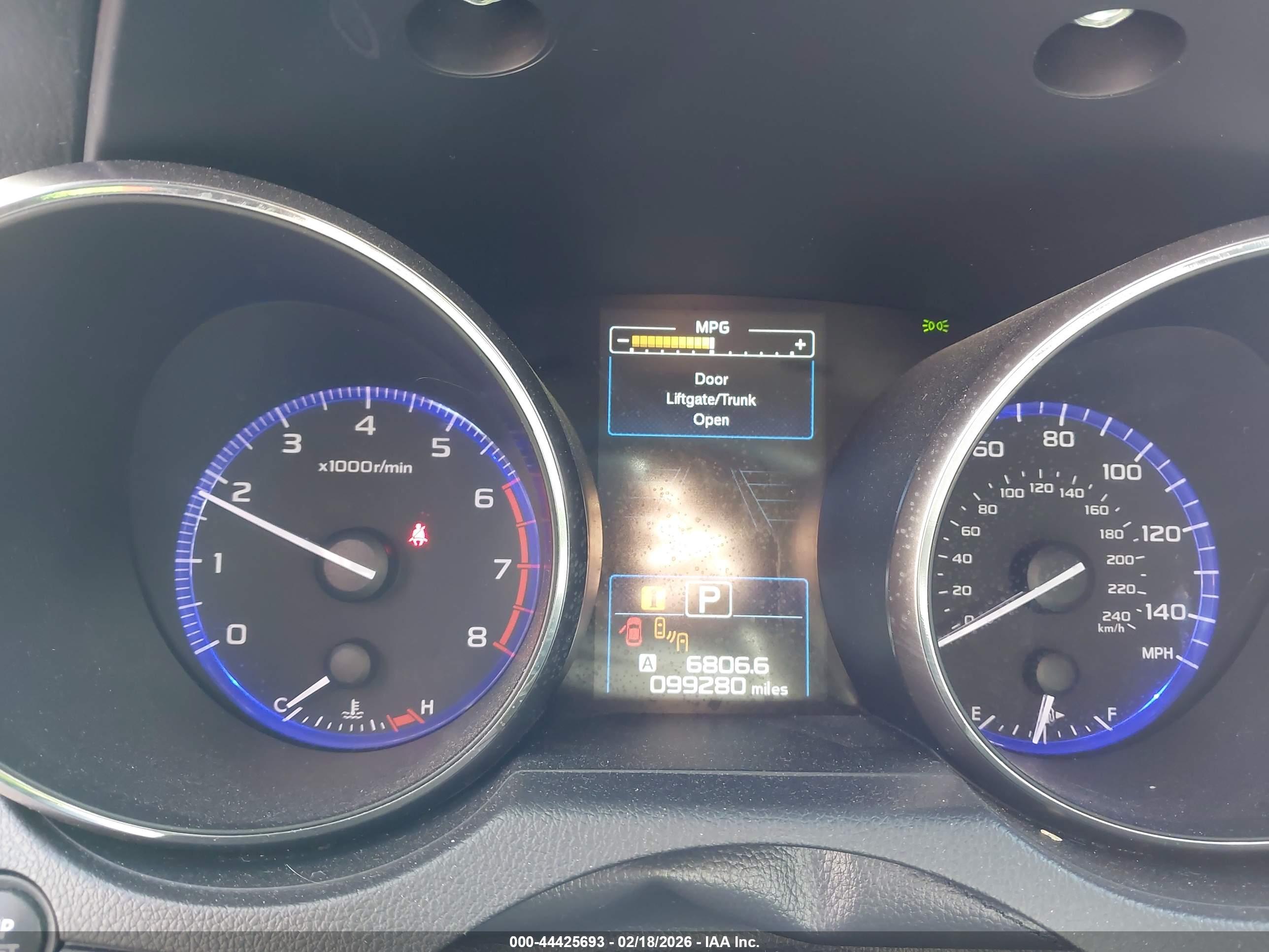 SUBARU OUTBACK image 7