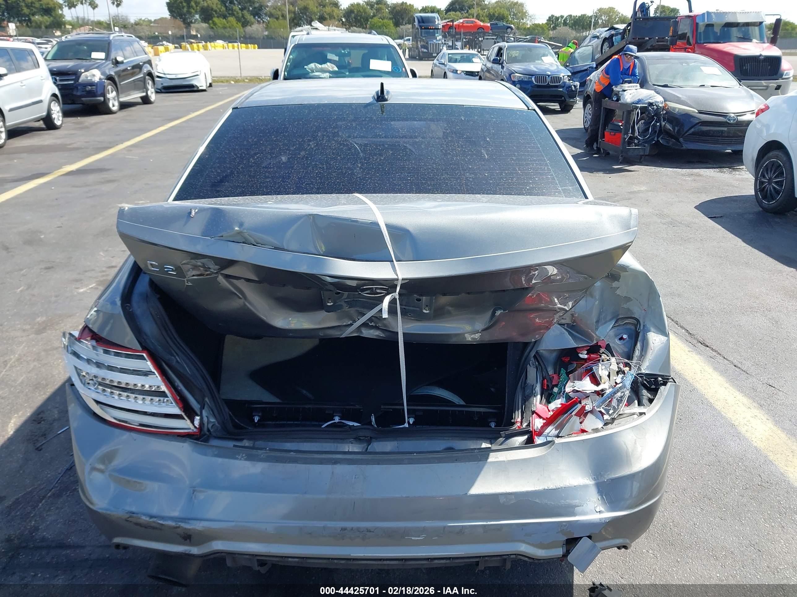 MERCEDES-BENZ C image 6