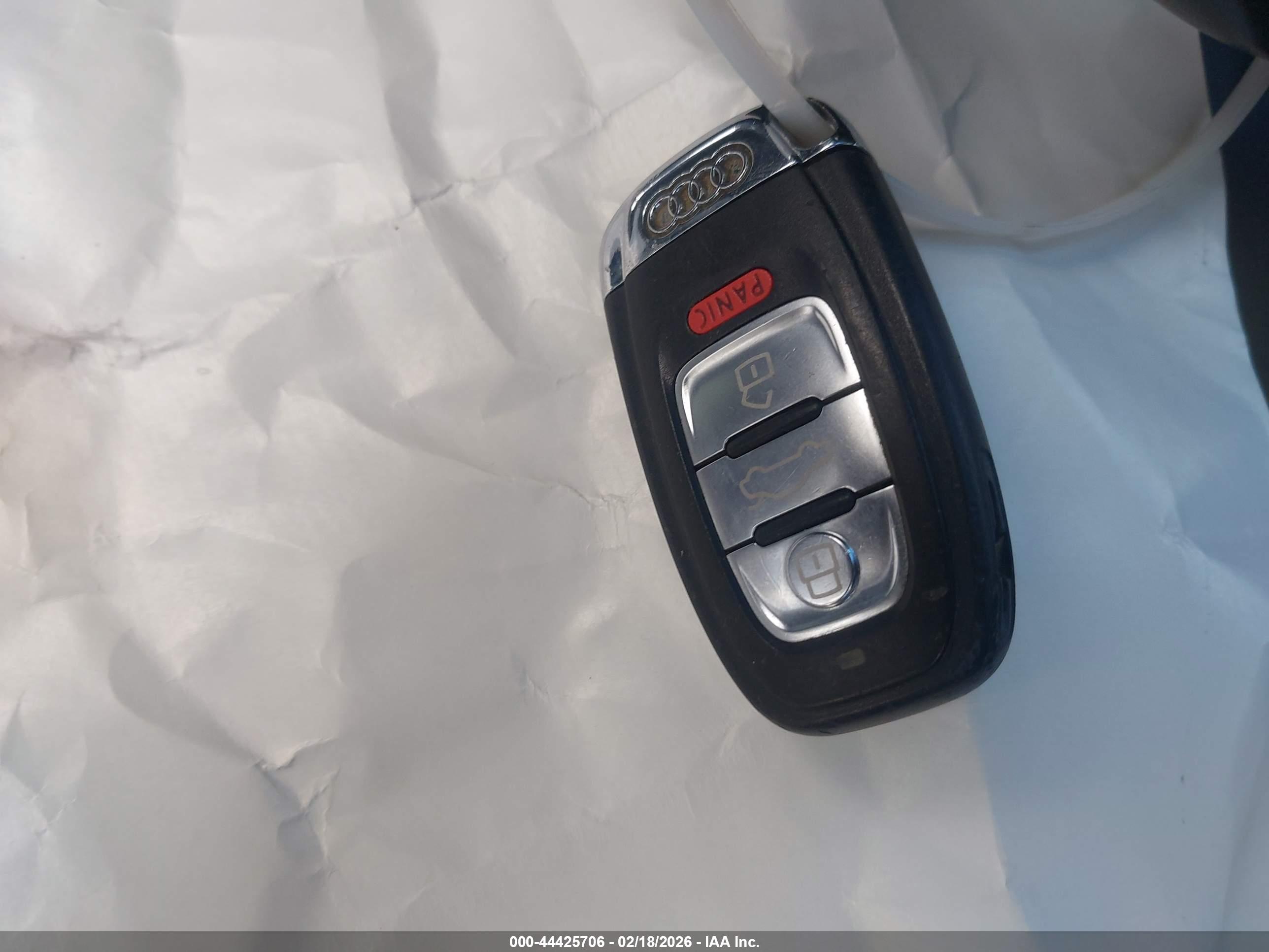 AUDI A4 image 11
