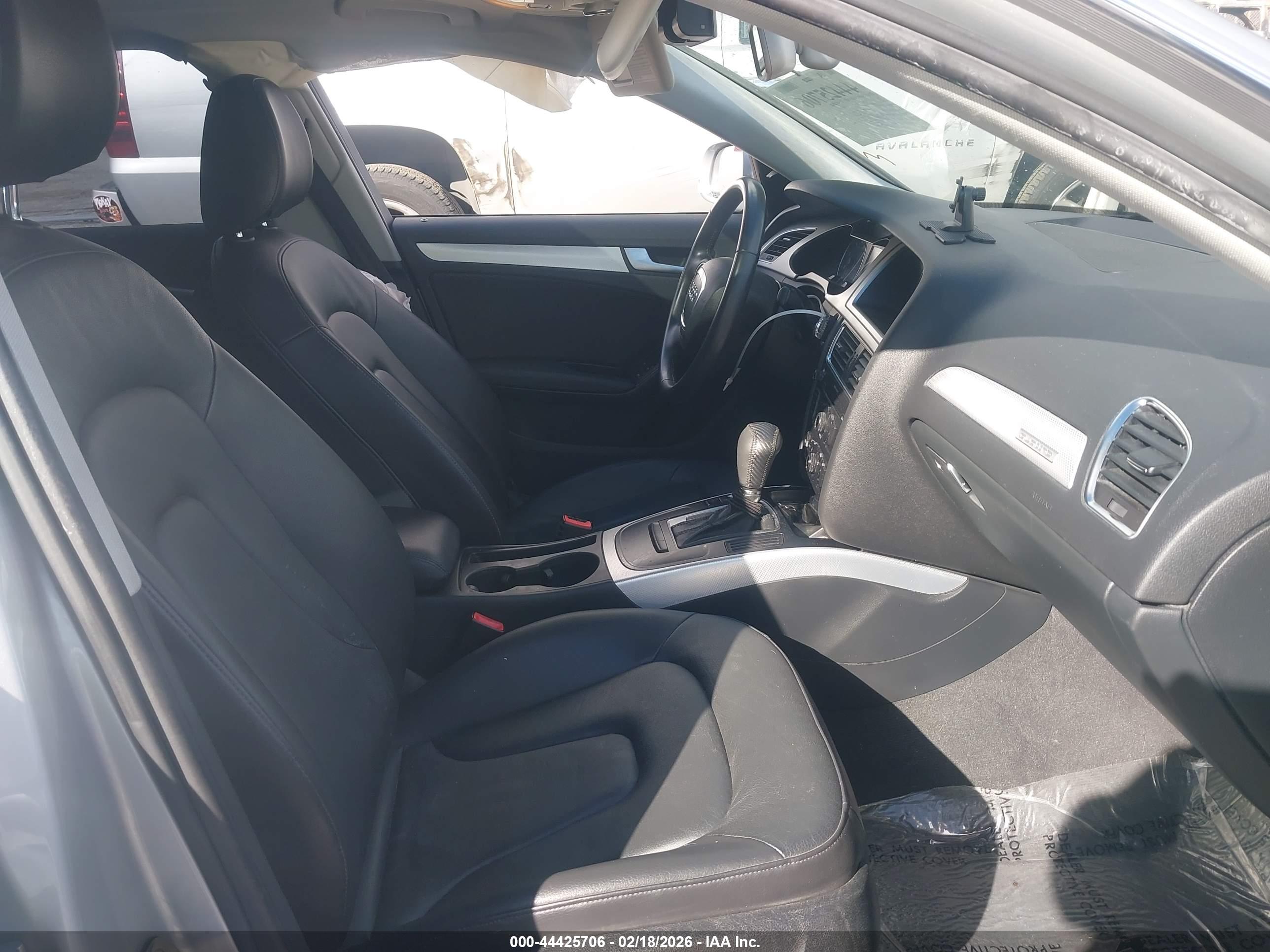 AUDI A4 image 5