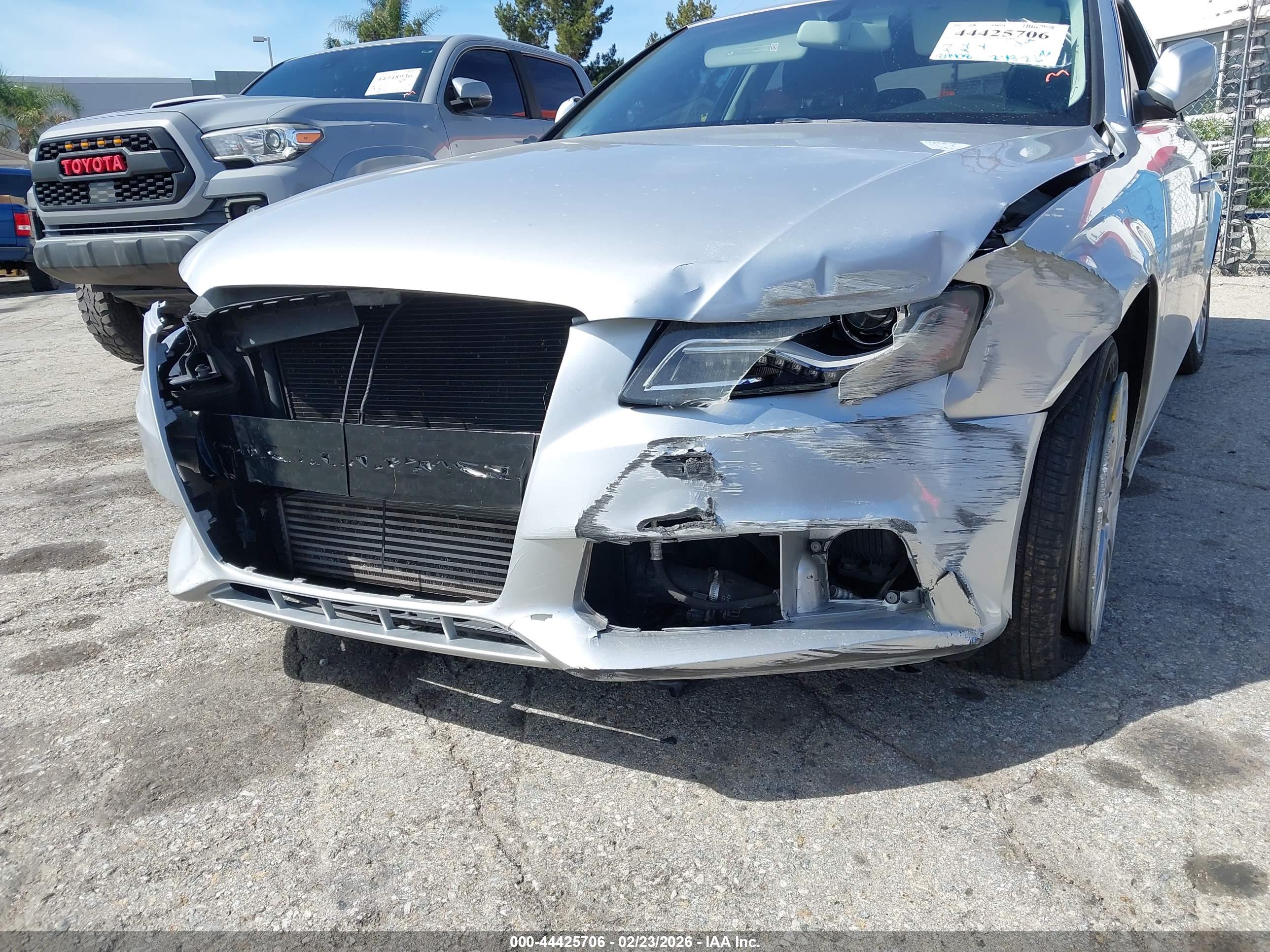 AUDI A4 image 6