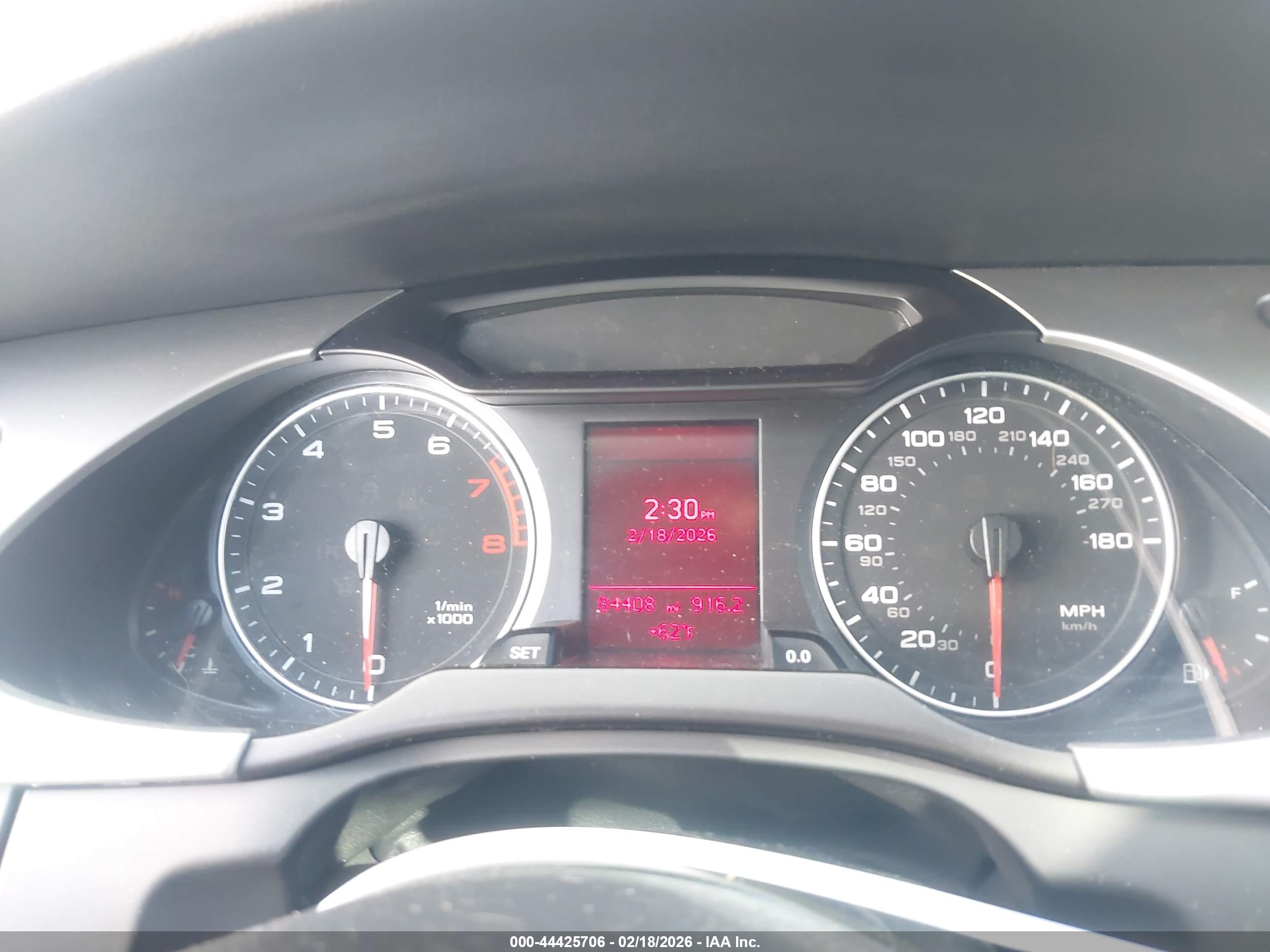 AUDI A4 image 7