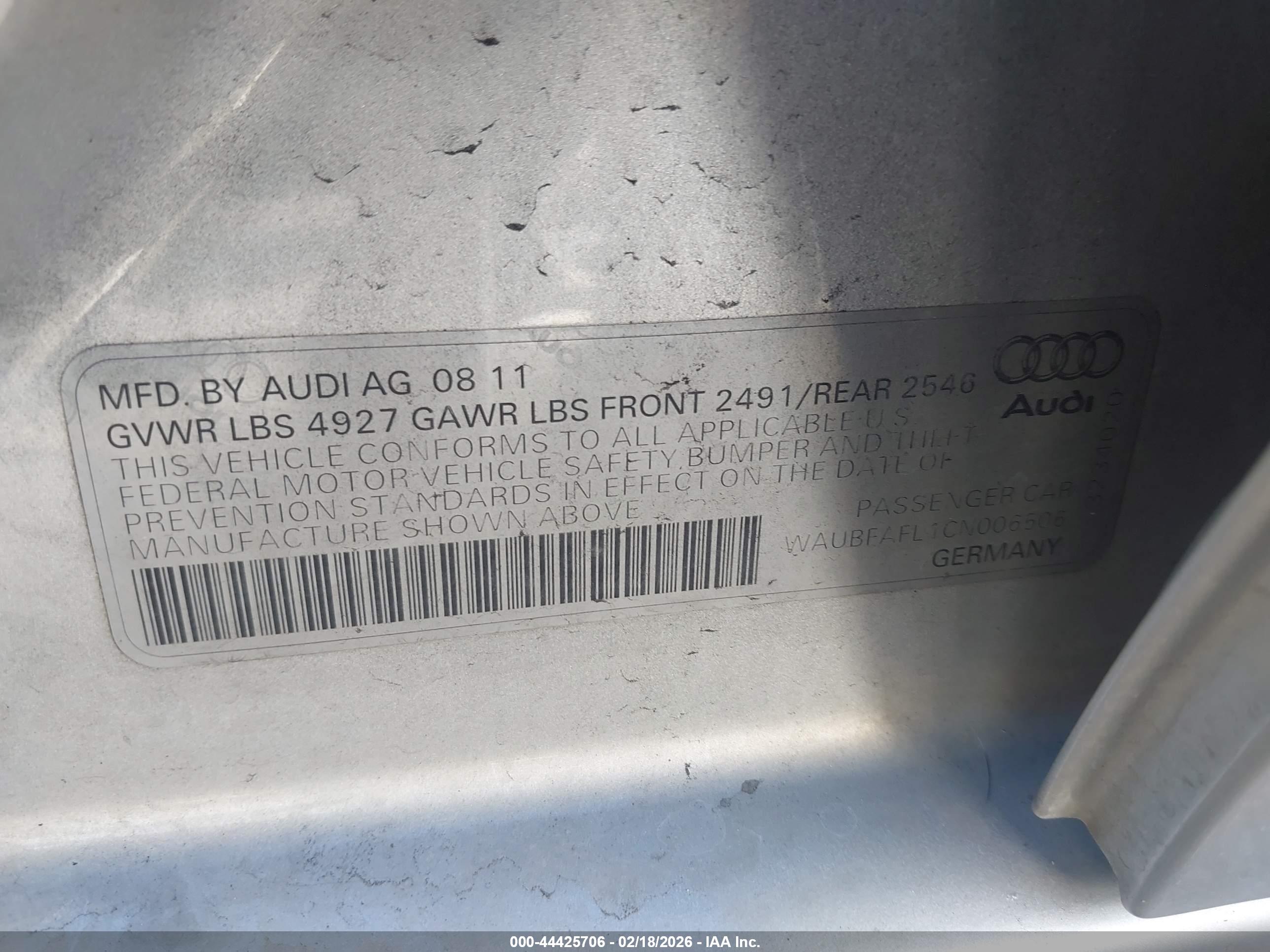 AUDI A4 image 9