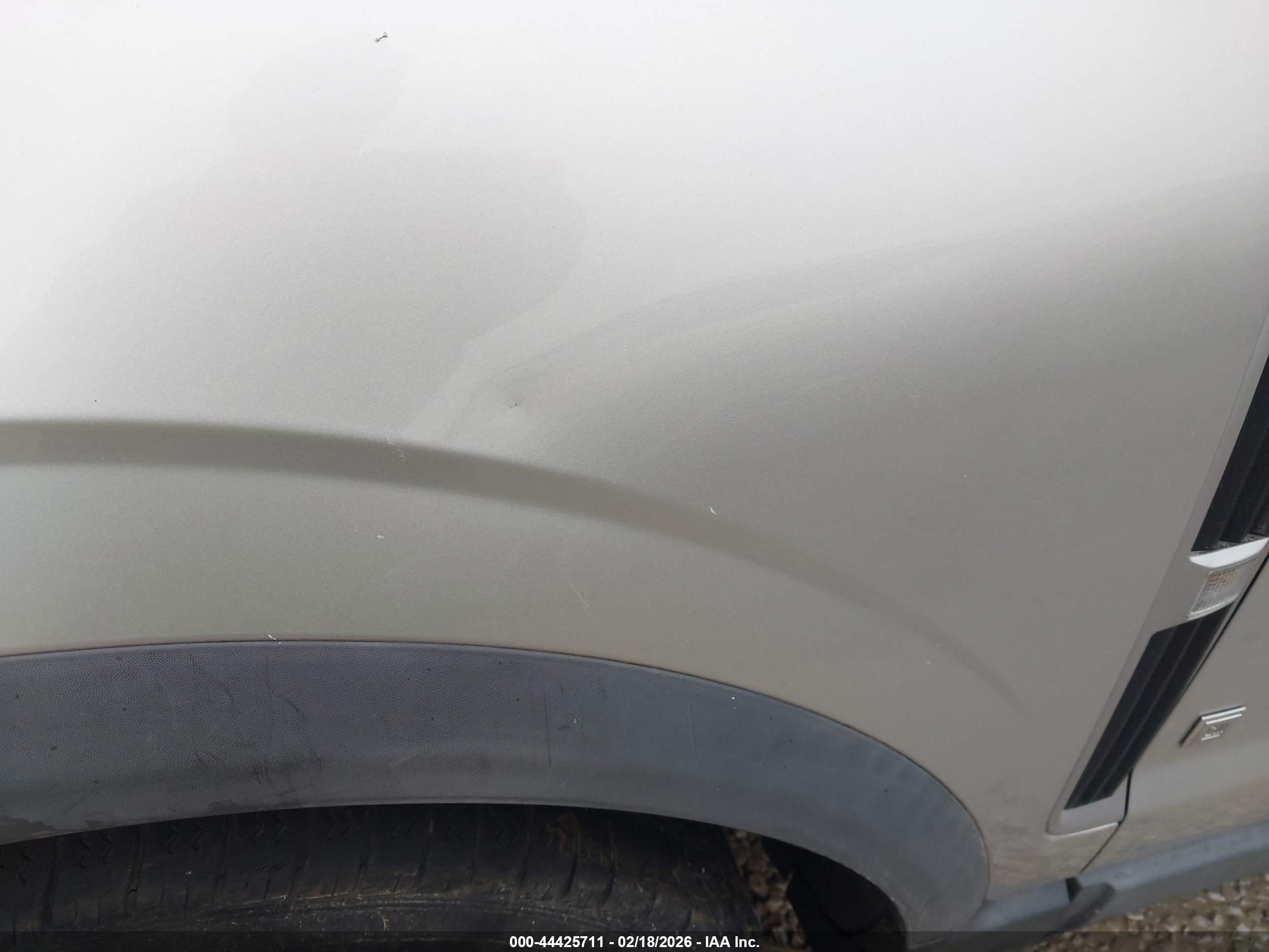 SATURN VUE image 6