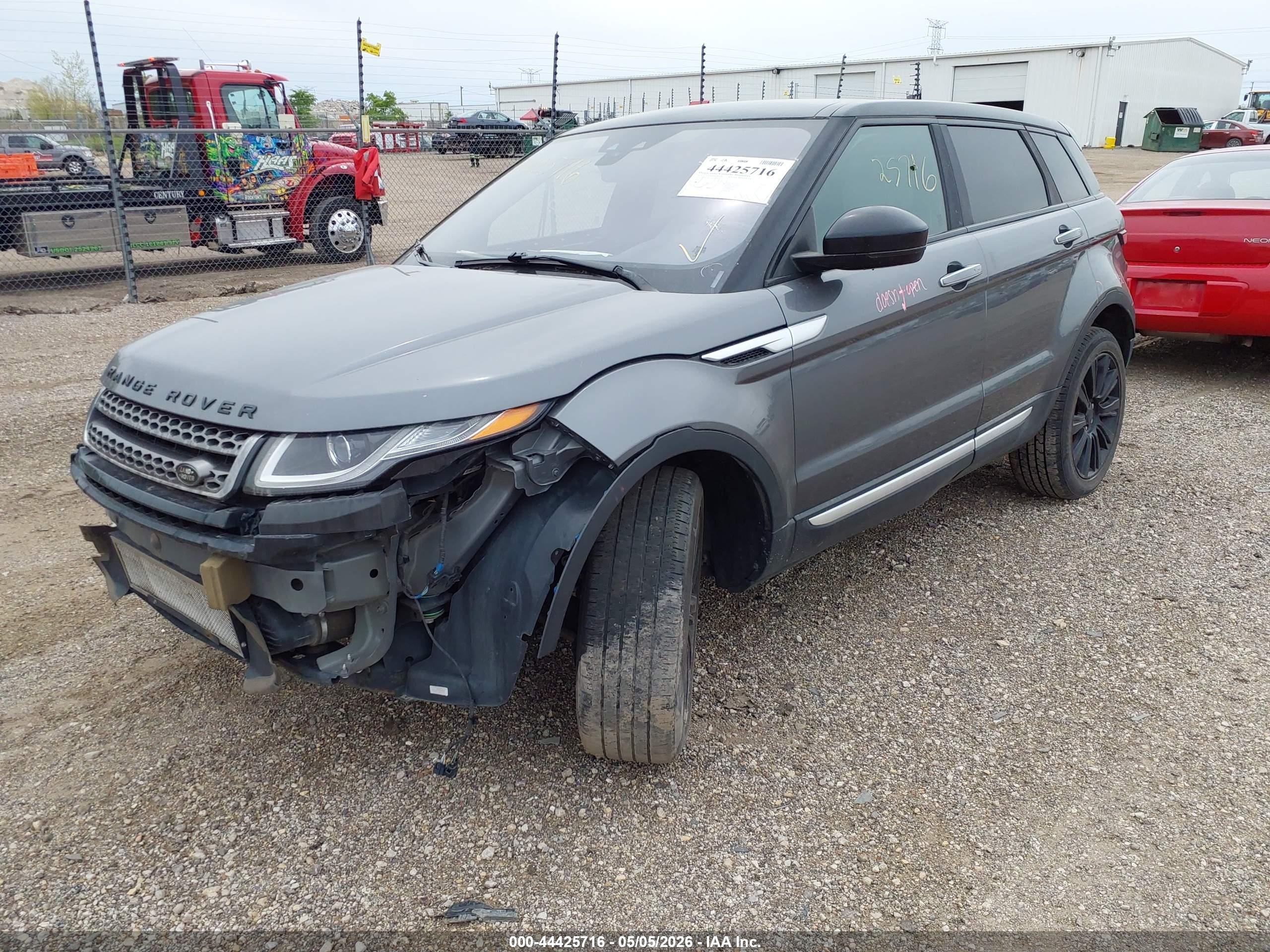 LAND ROVER image 2