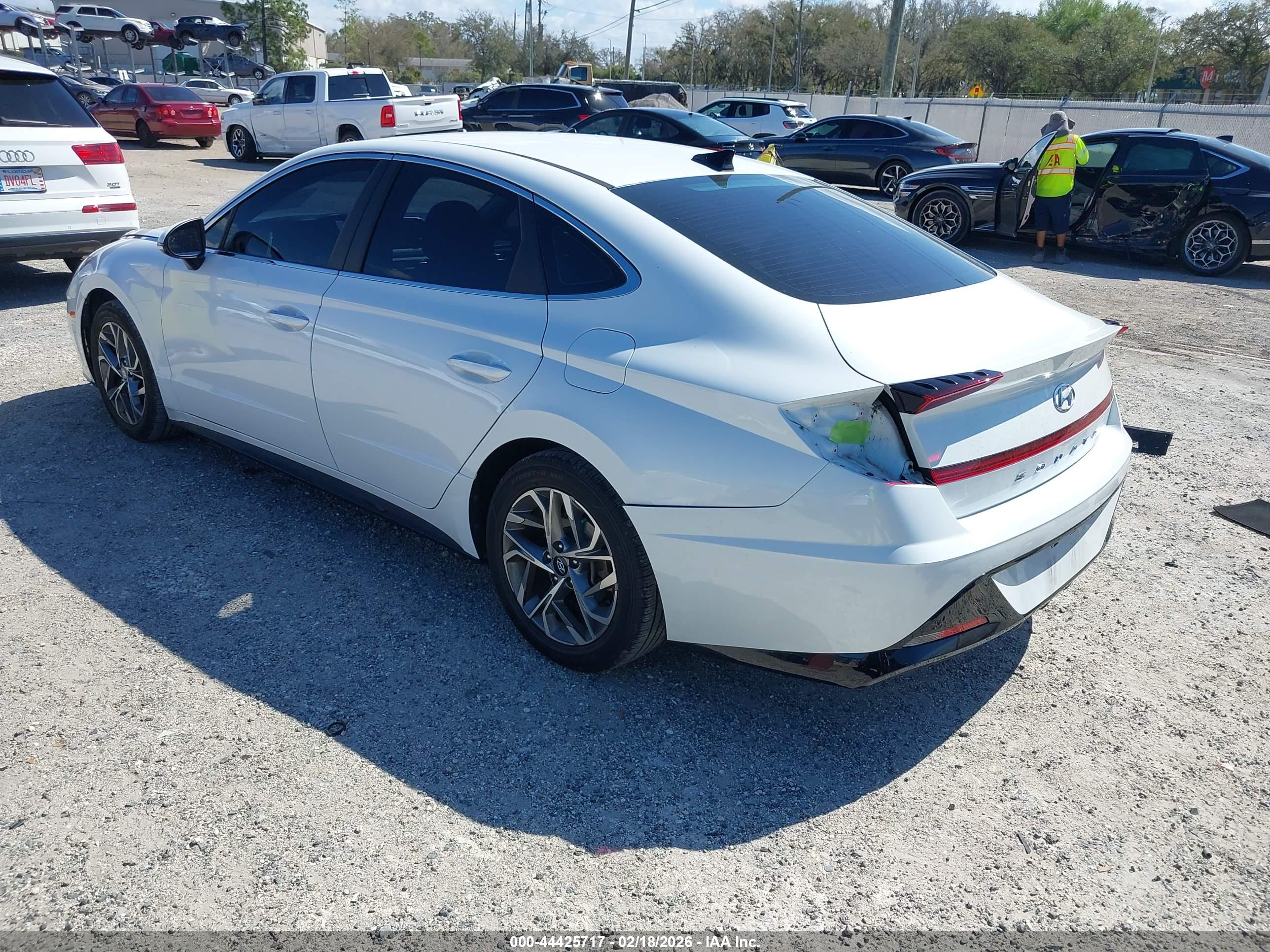 HYUNDAI SONATA image 3
