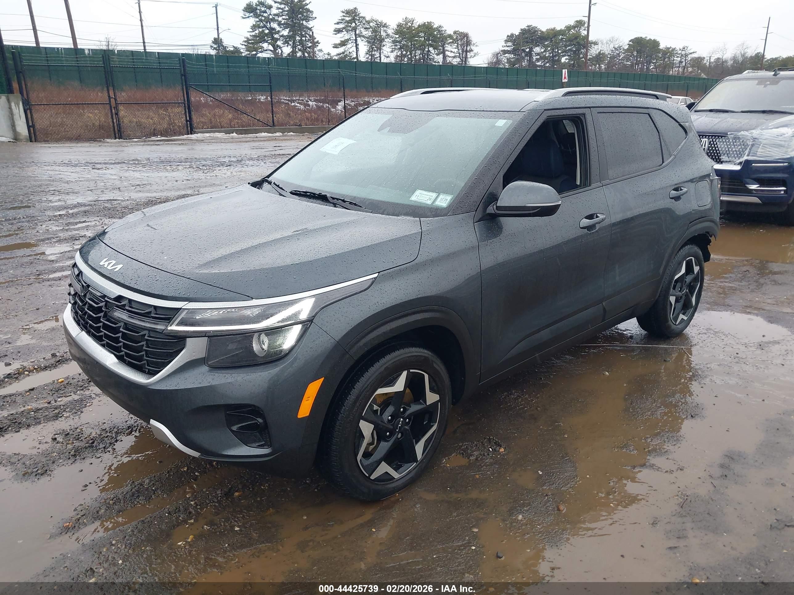 KIA SELTOS image 2