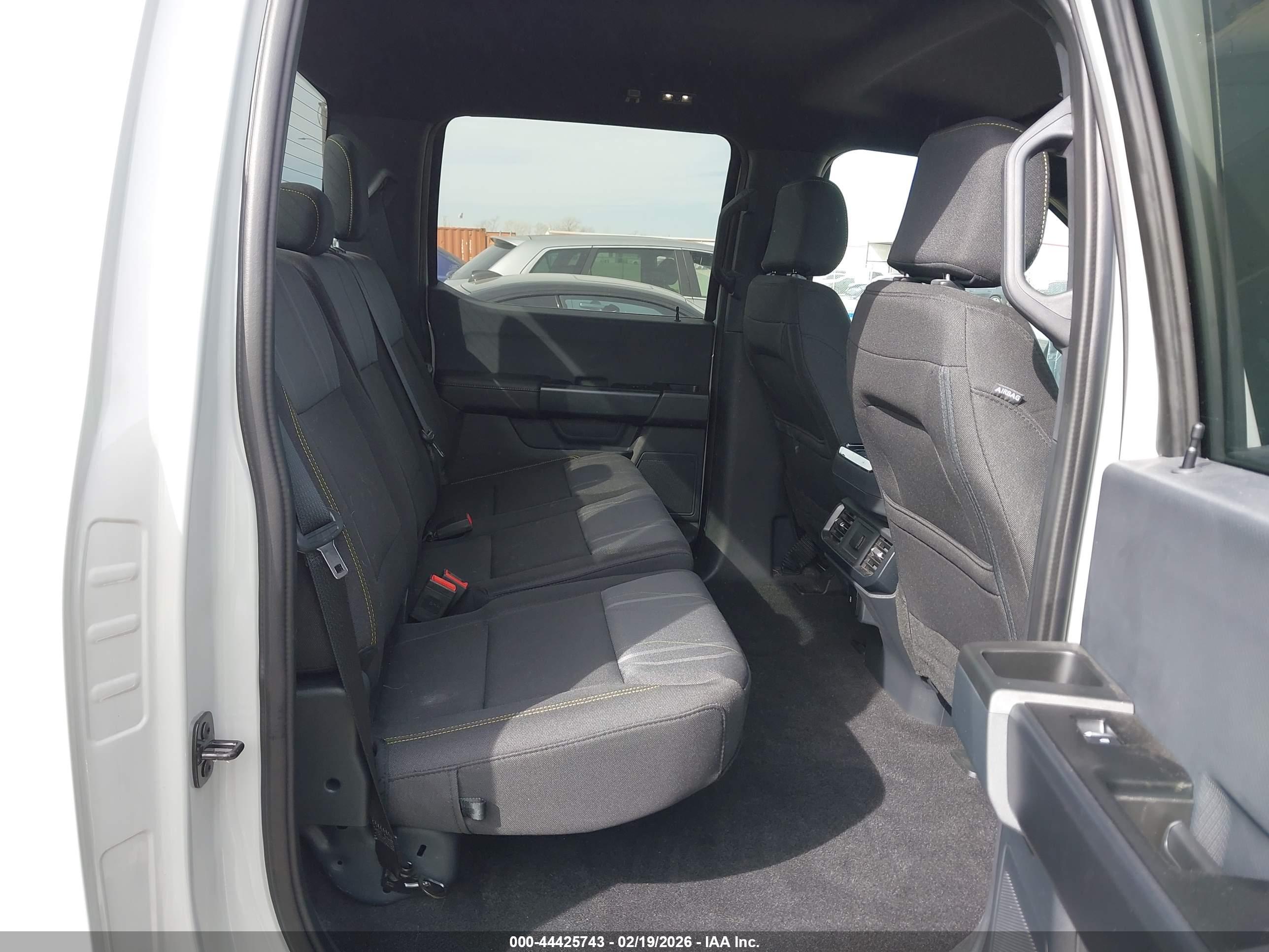 FORD F-150 image 8