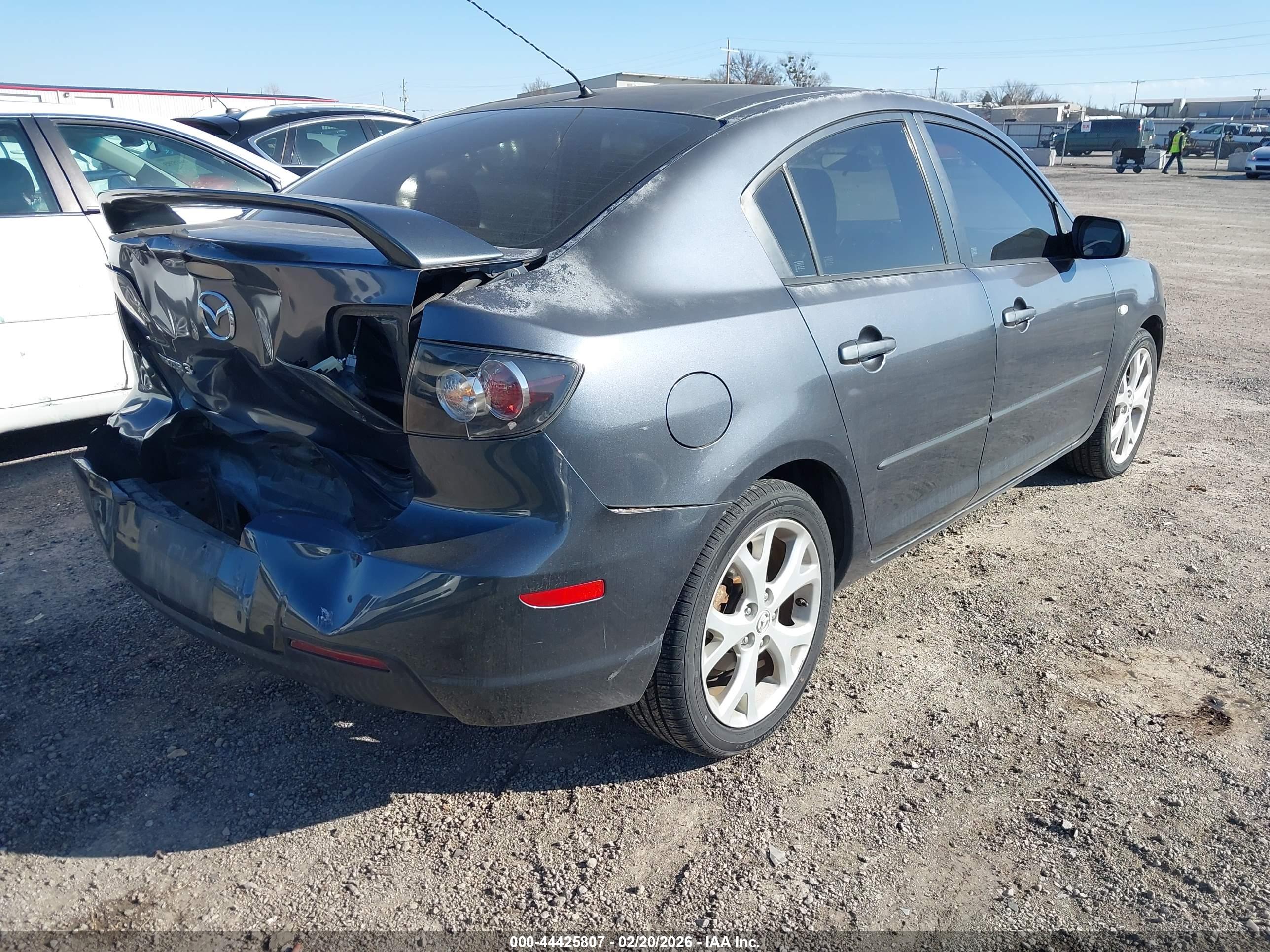 MAZDA MAZDA3 image 4