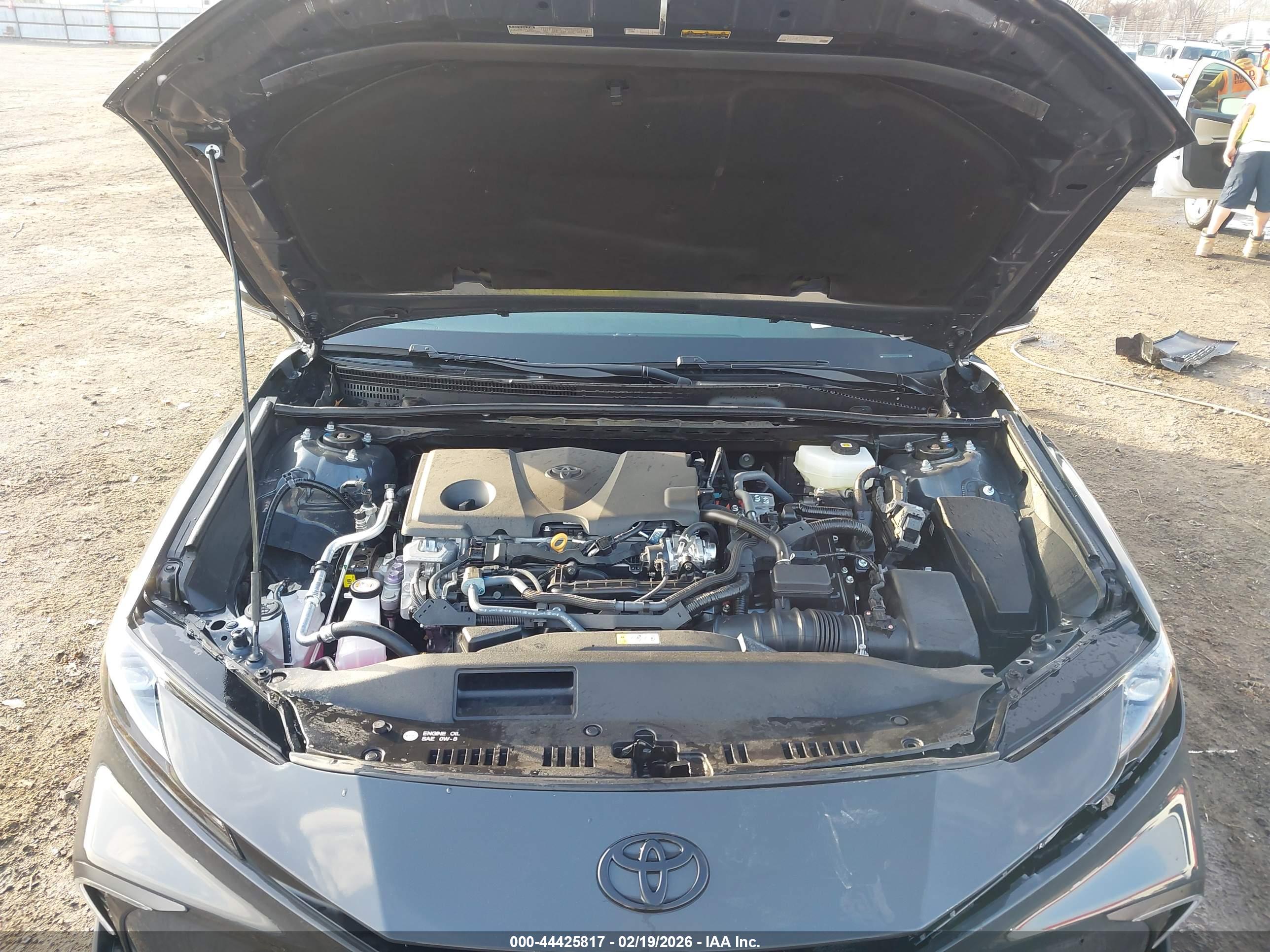 TOYOTA CAMRY image 10