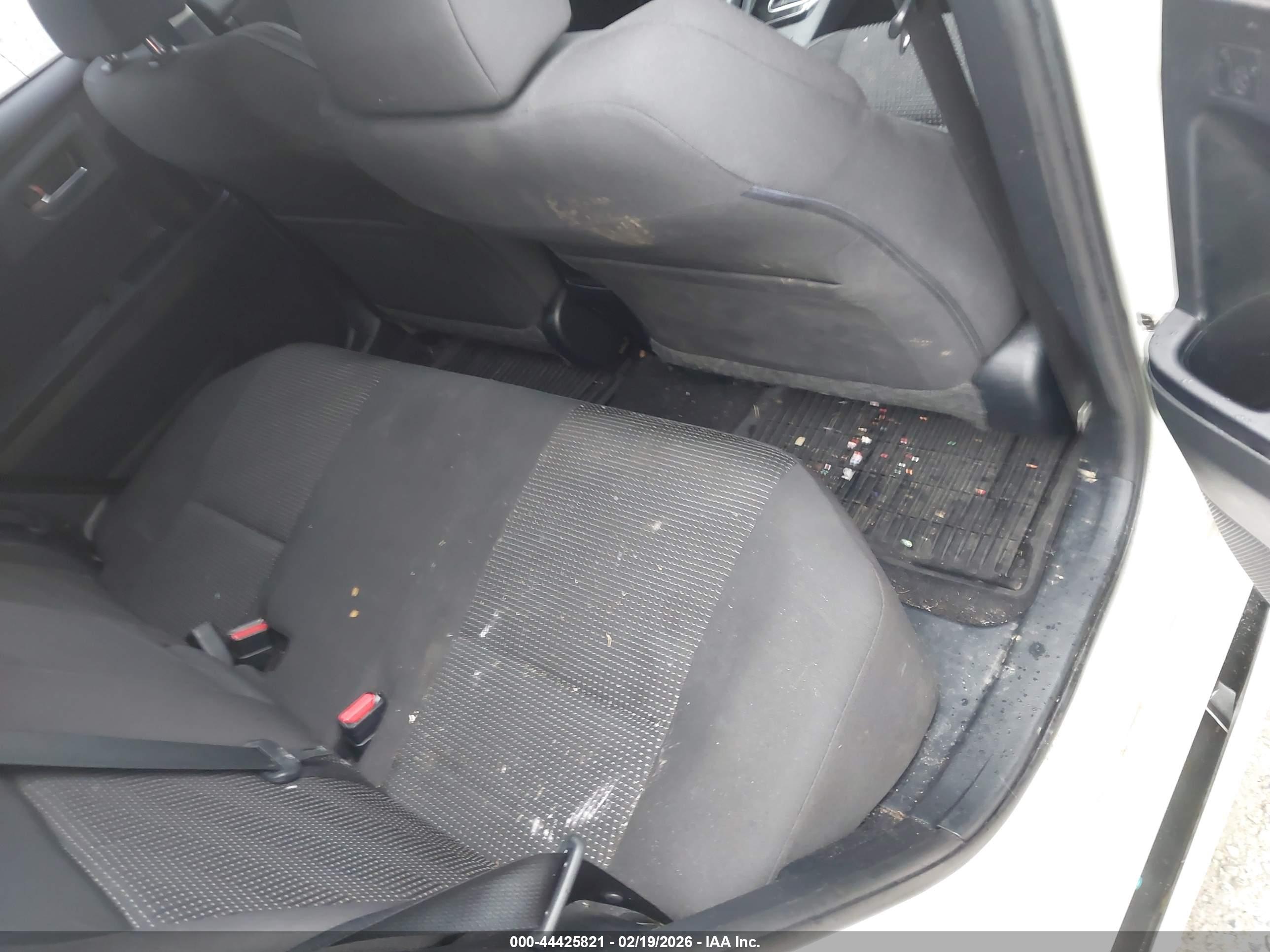 TOYOTA COROLLA image 8