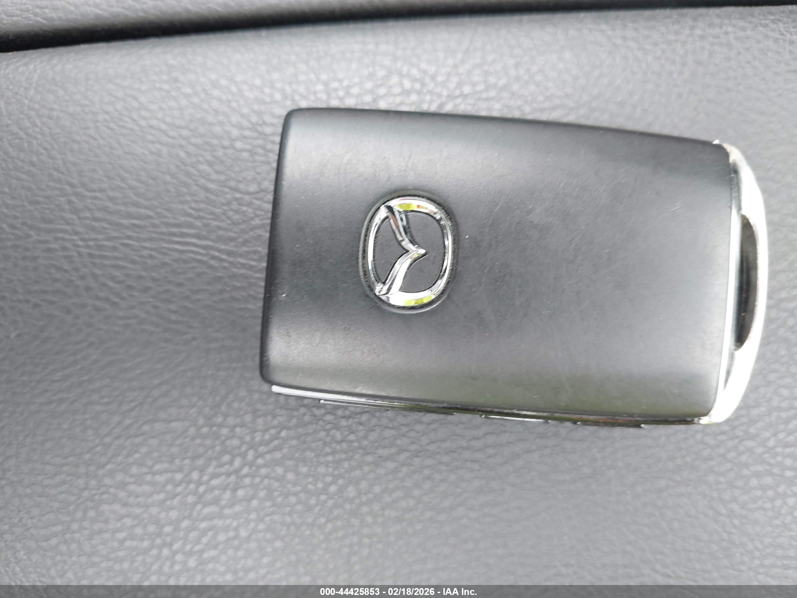MAZDA MX-5 image 11