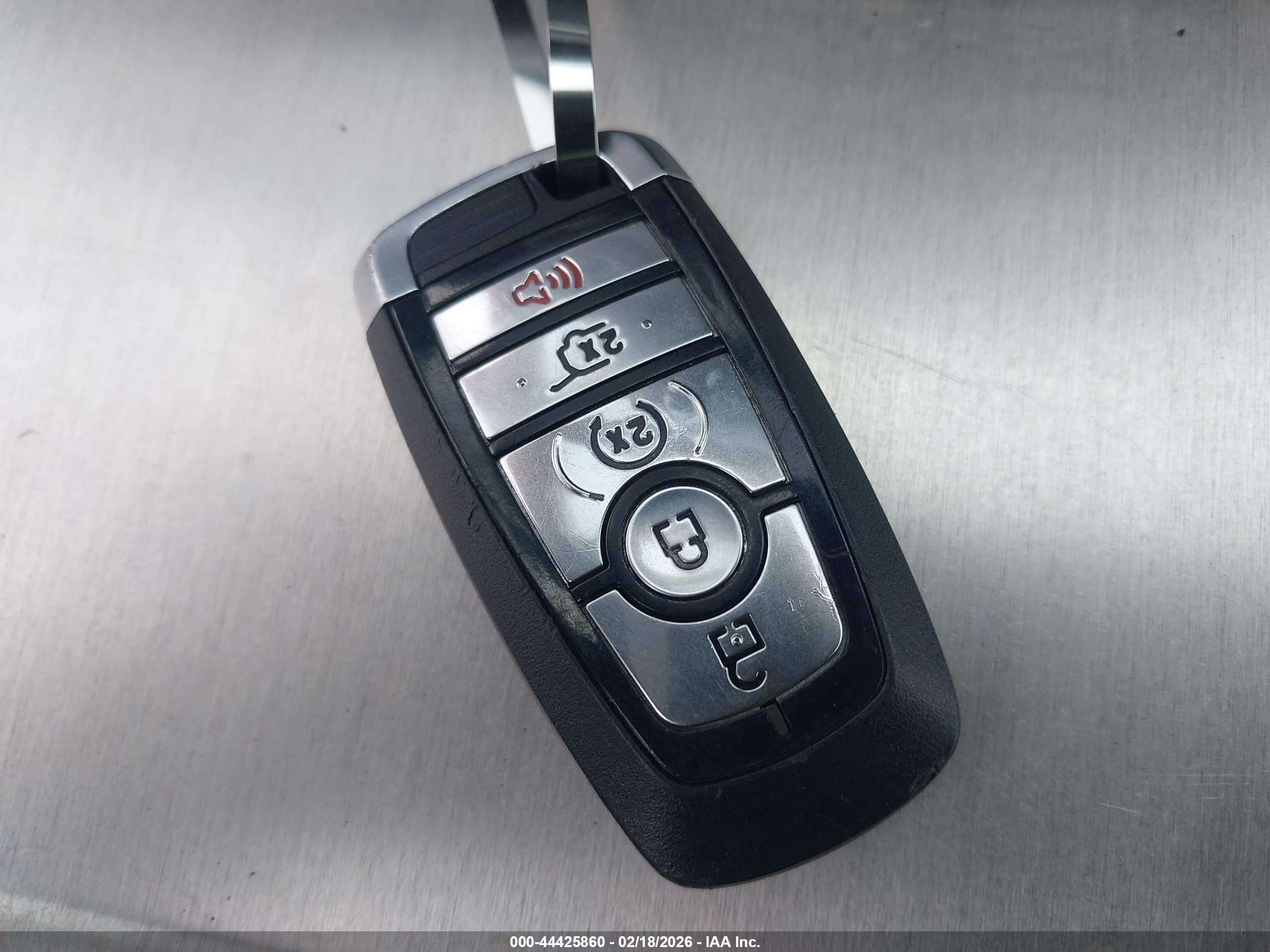 FORD EXPLORER image 11