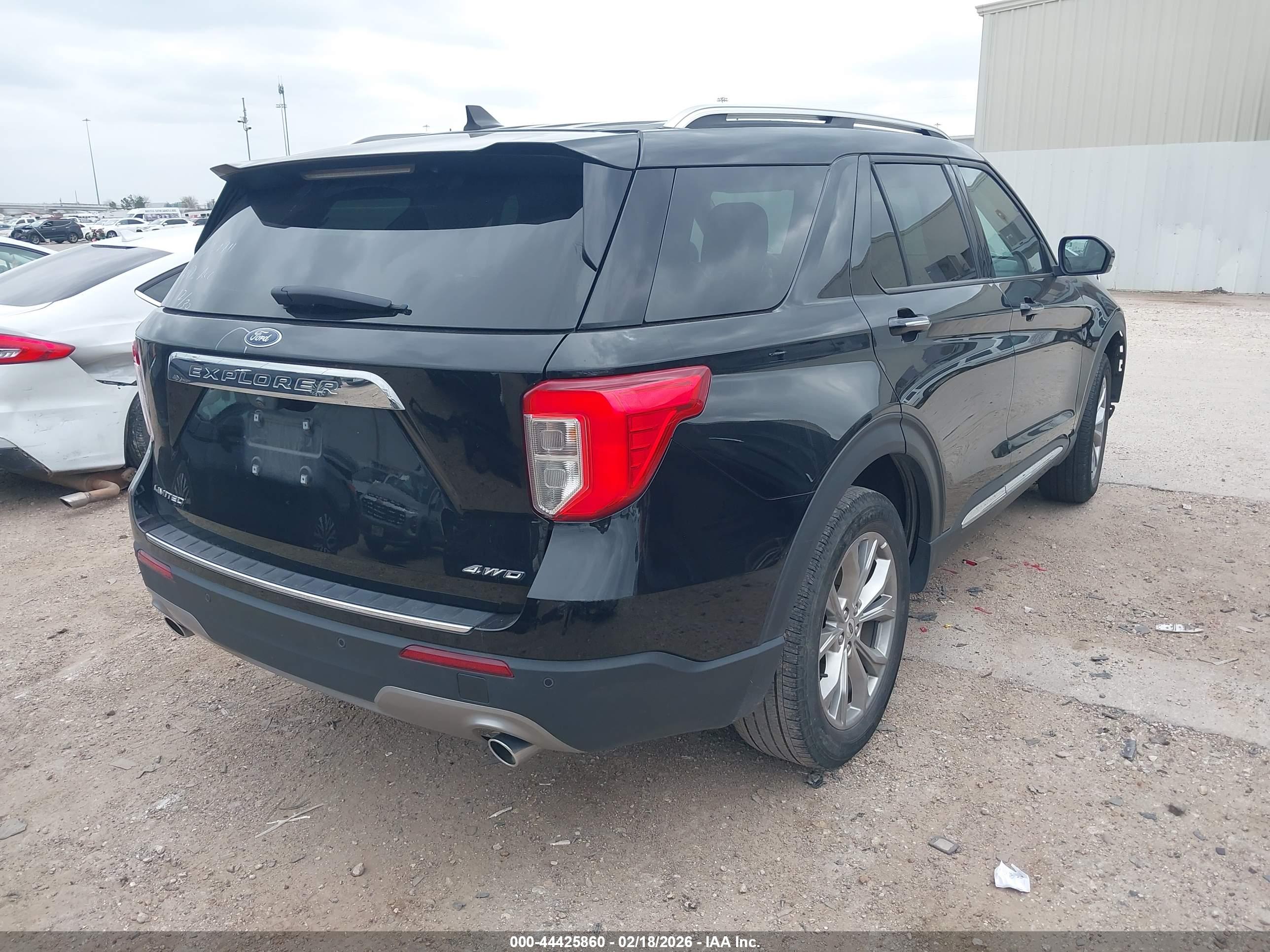 FORD EXPLORER image 4