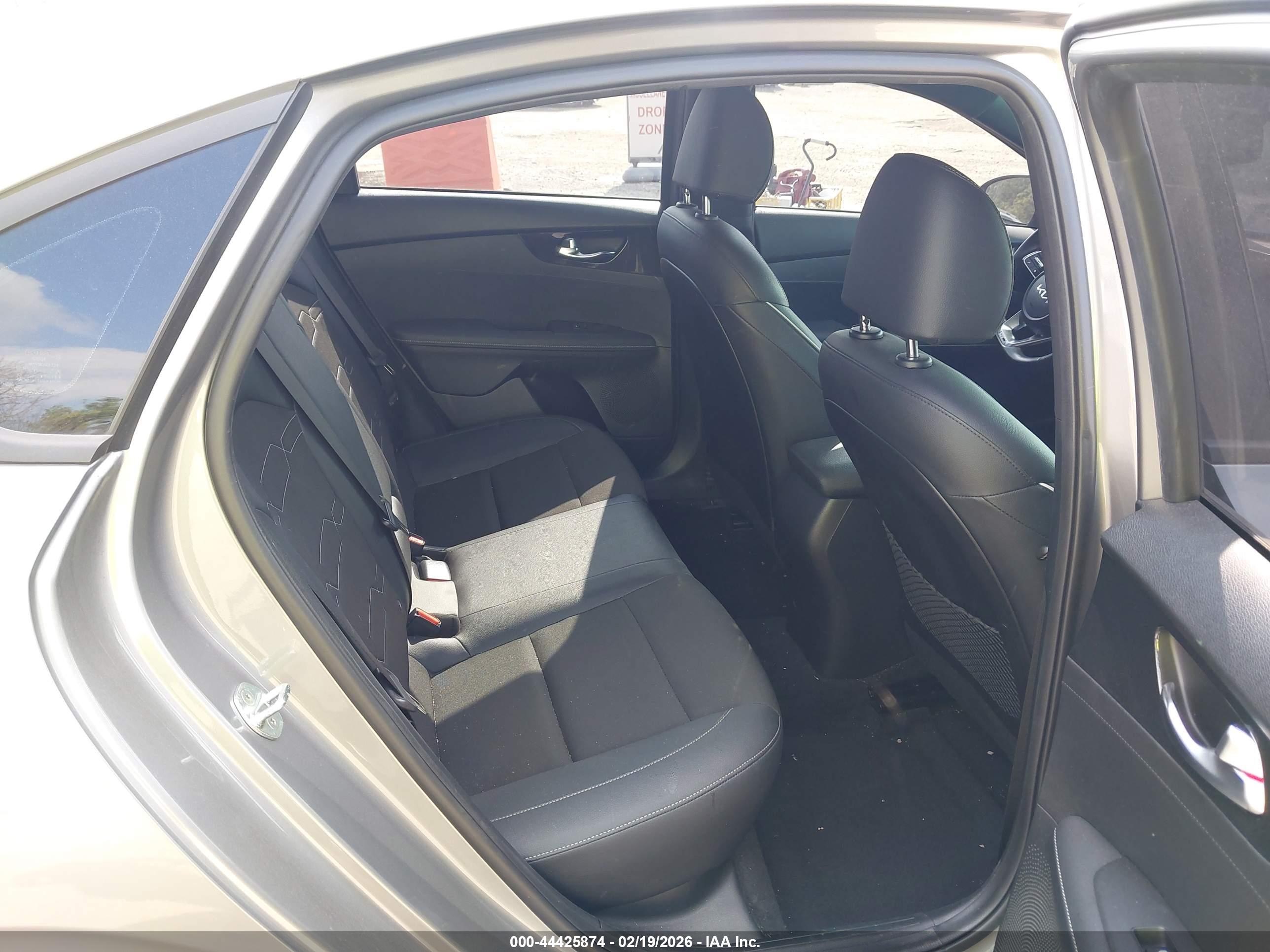 KIA FORTE image 8