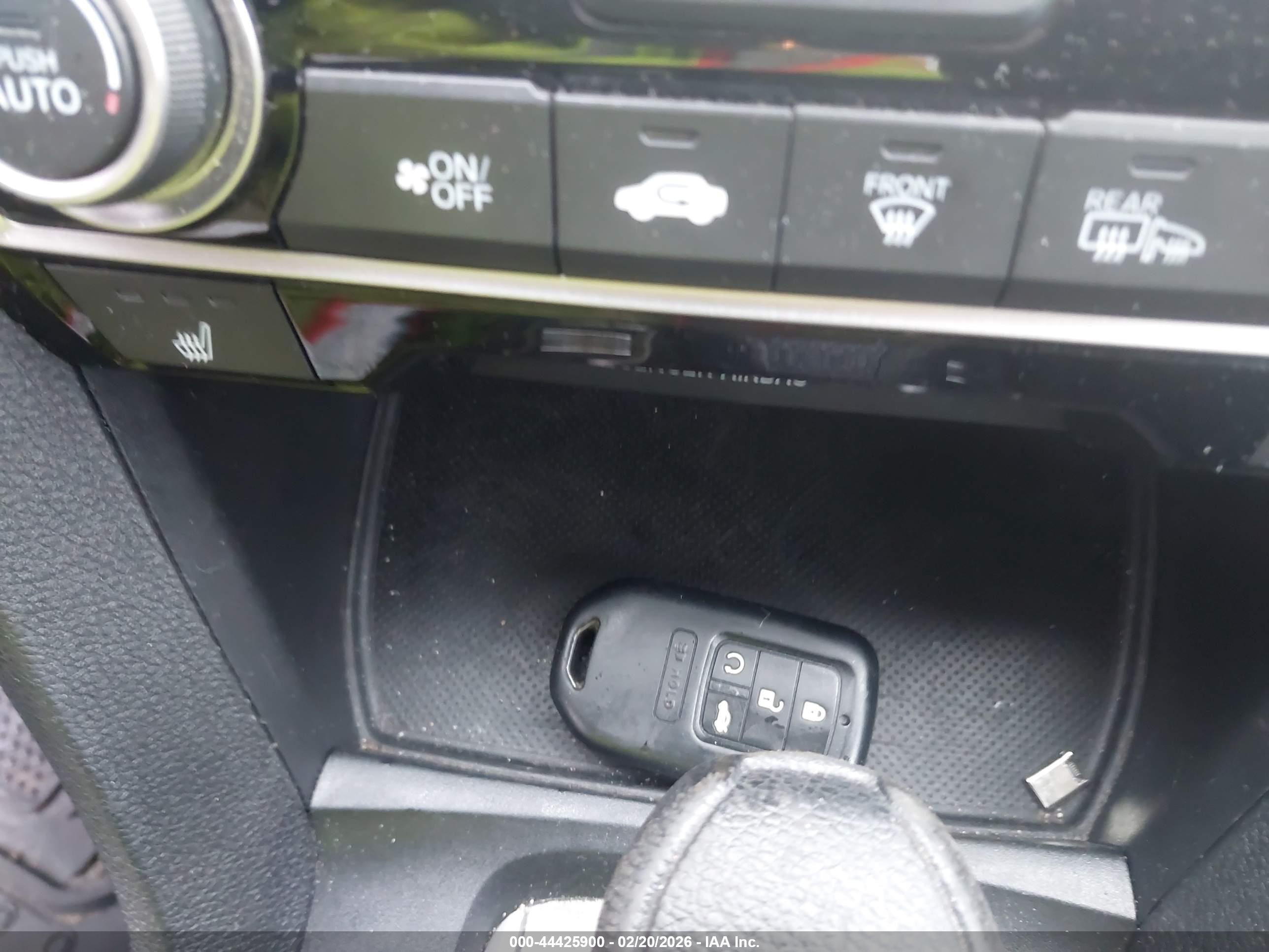 HONDA CIVIC image 11