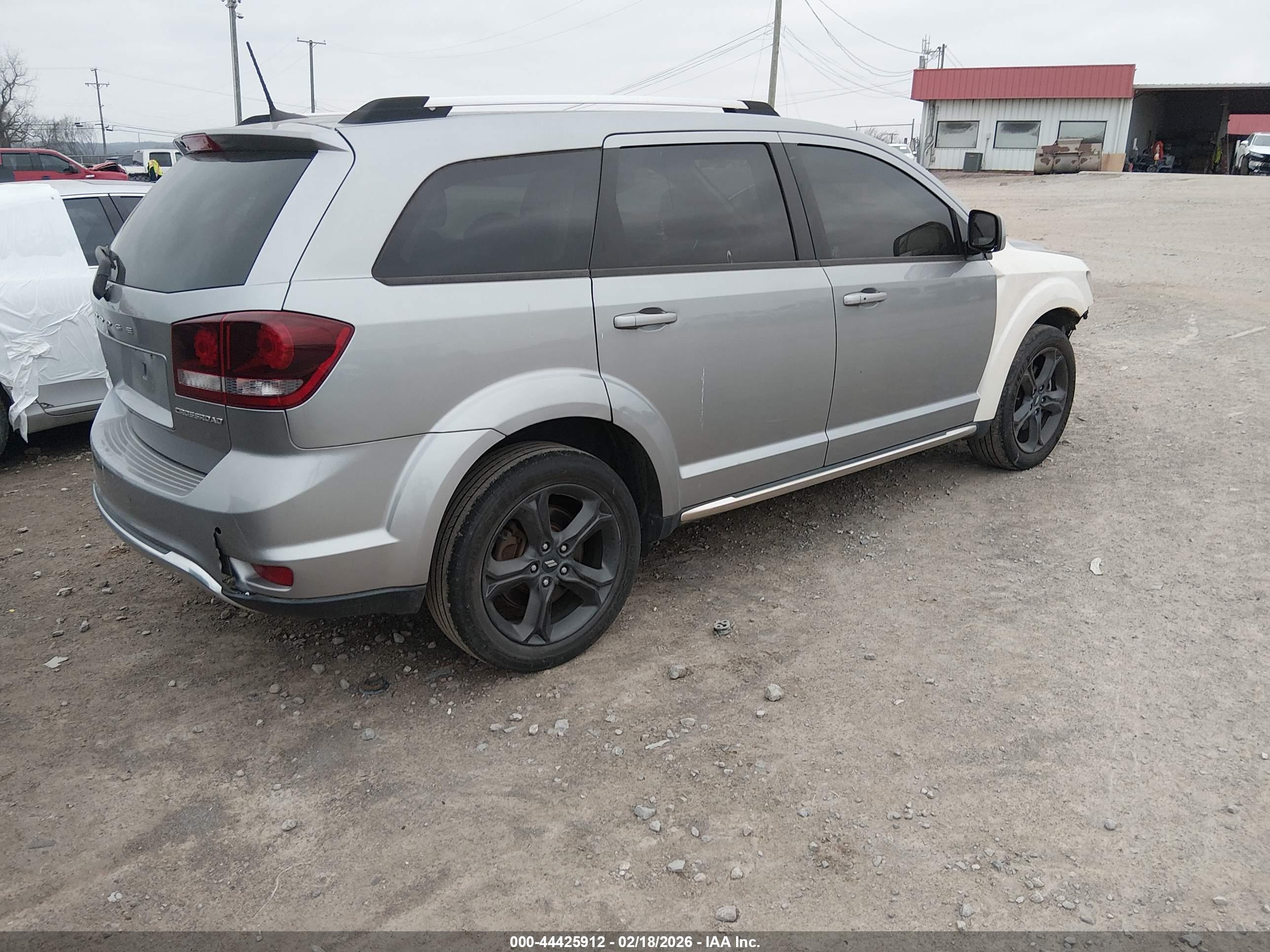 DODGE JOURNEY image 4