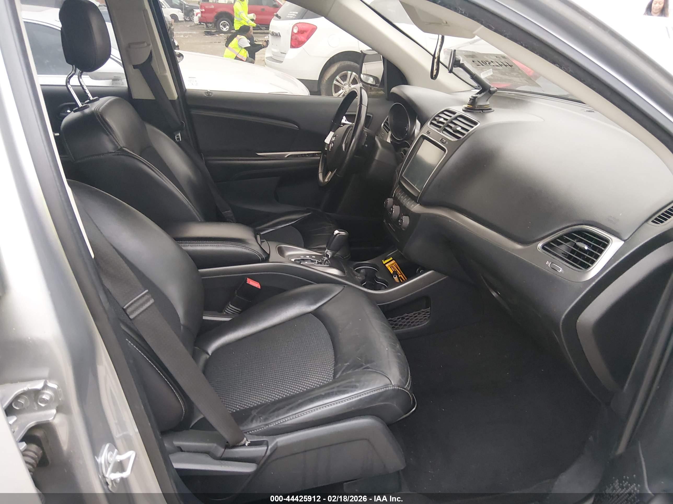 DODGE JOURNEY image 5