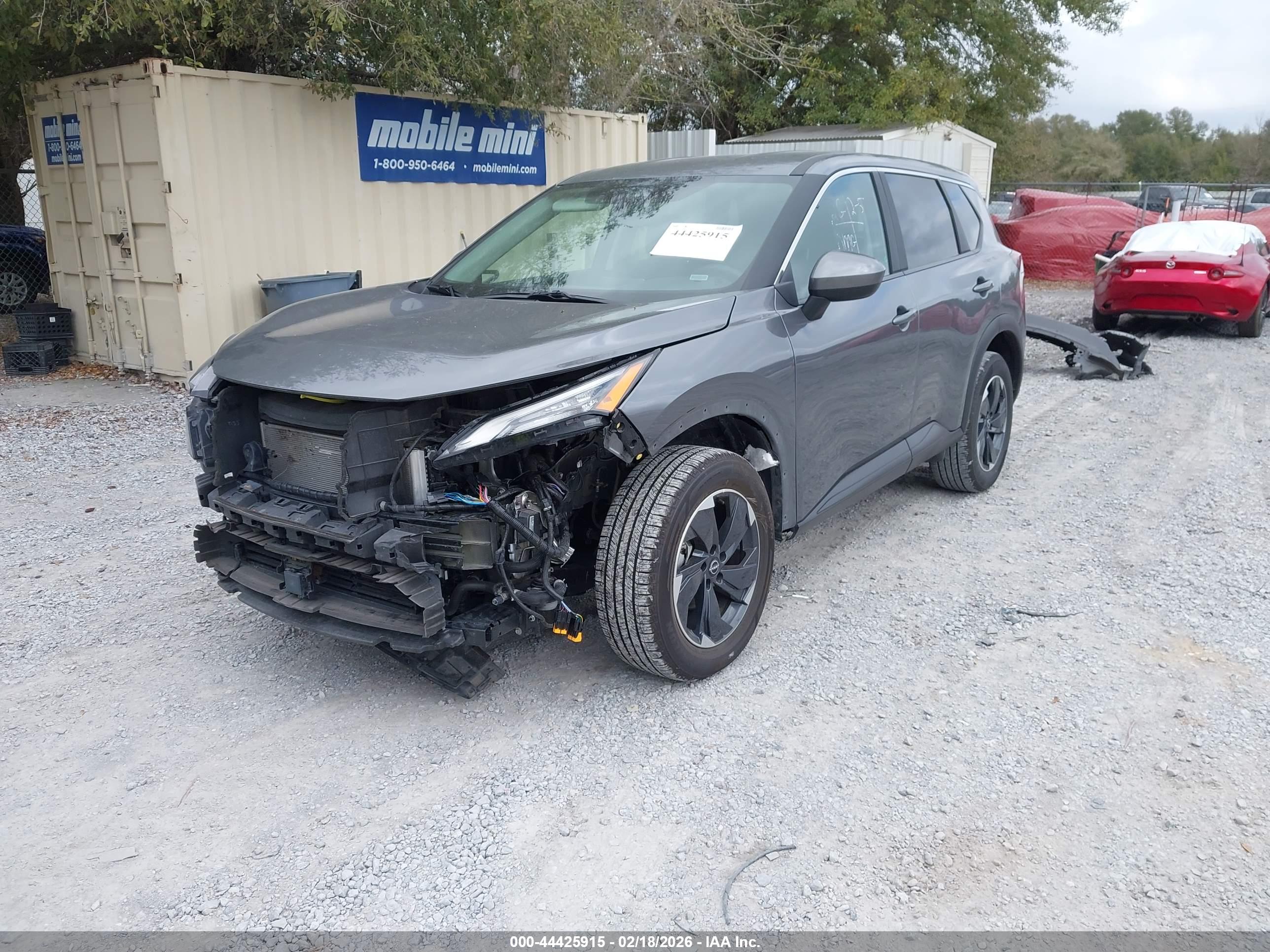 NISSAN ROGUE image 2
